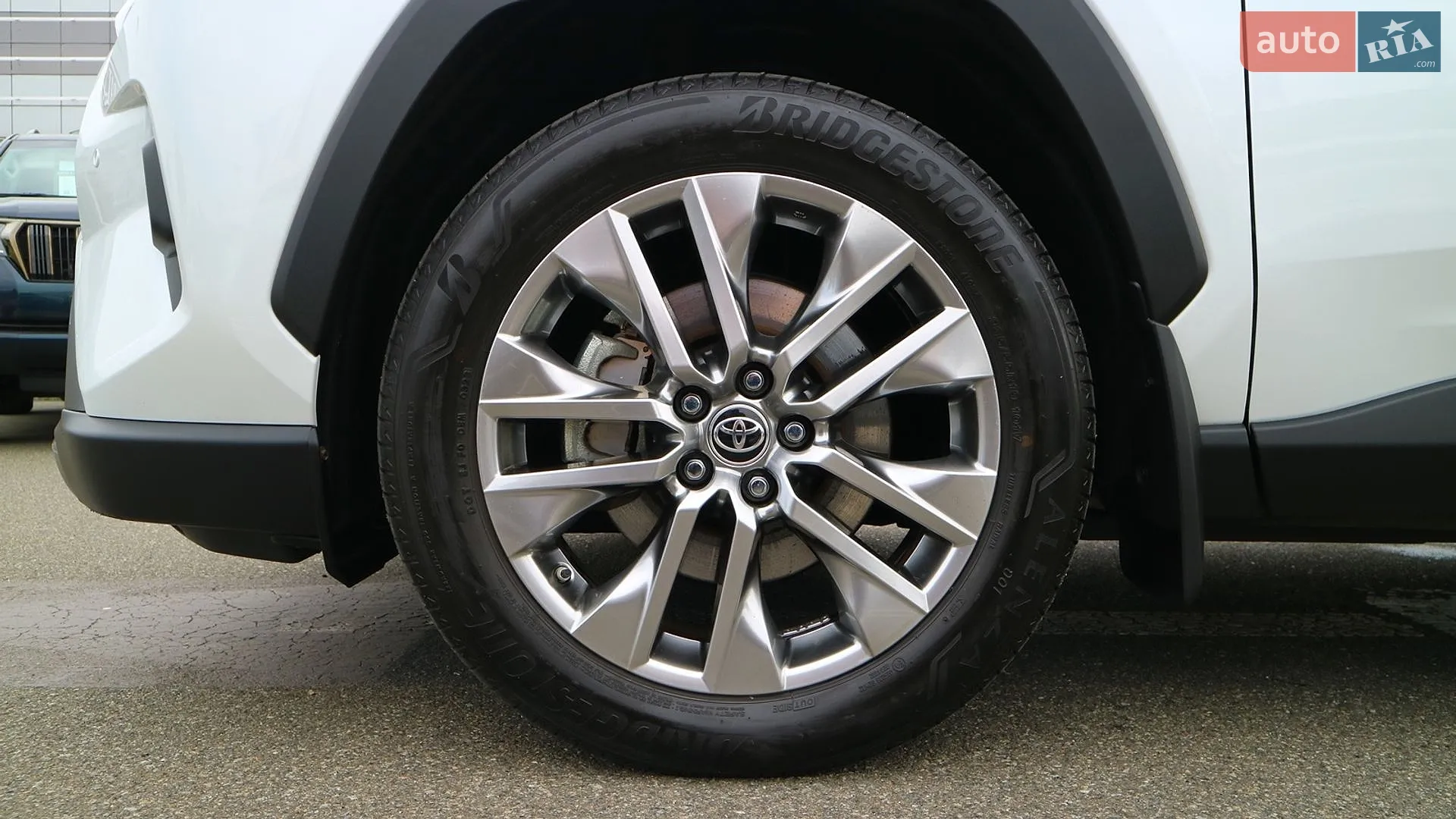 2023 Toyota RAV 4 - мініатюра 11