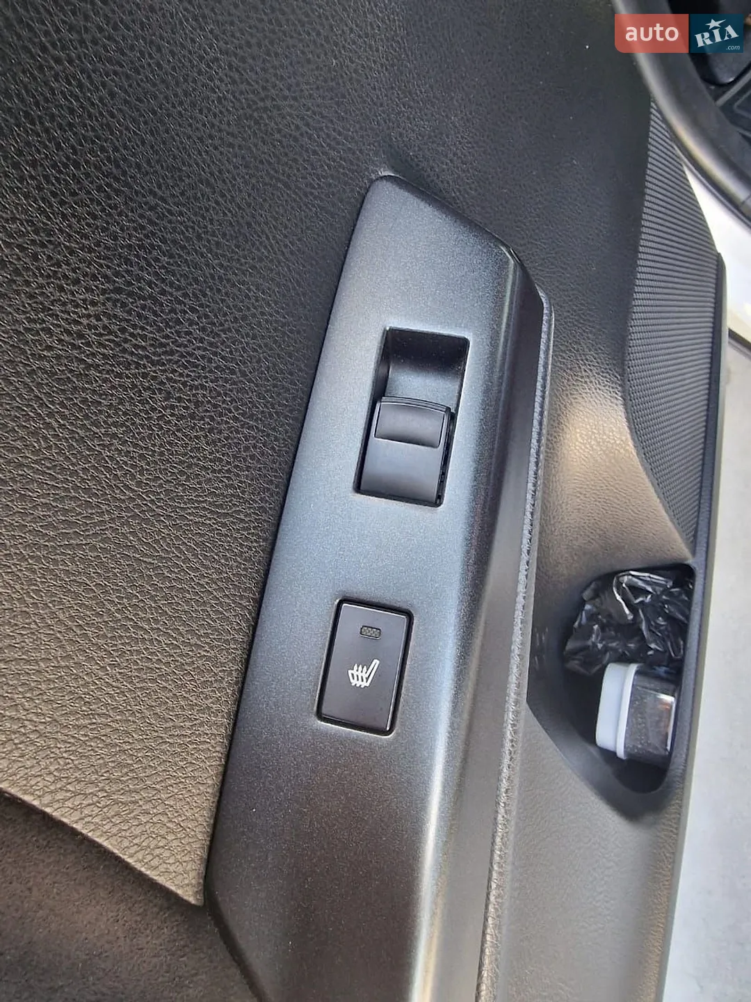 2016 Toyota RAV 4 - мініатюра 11