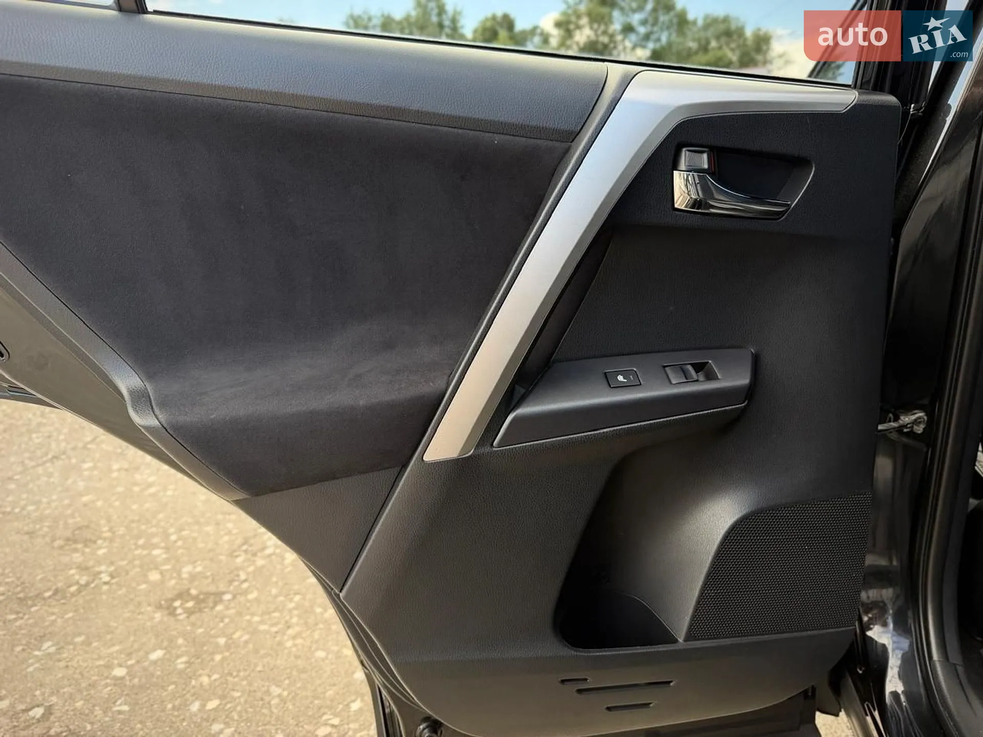 2018 Toyota RAV 4 - мініатюра 71