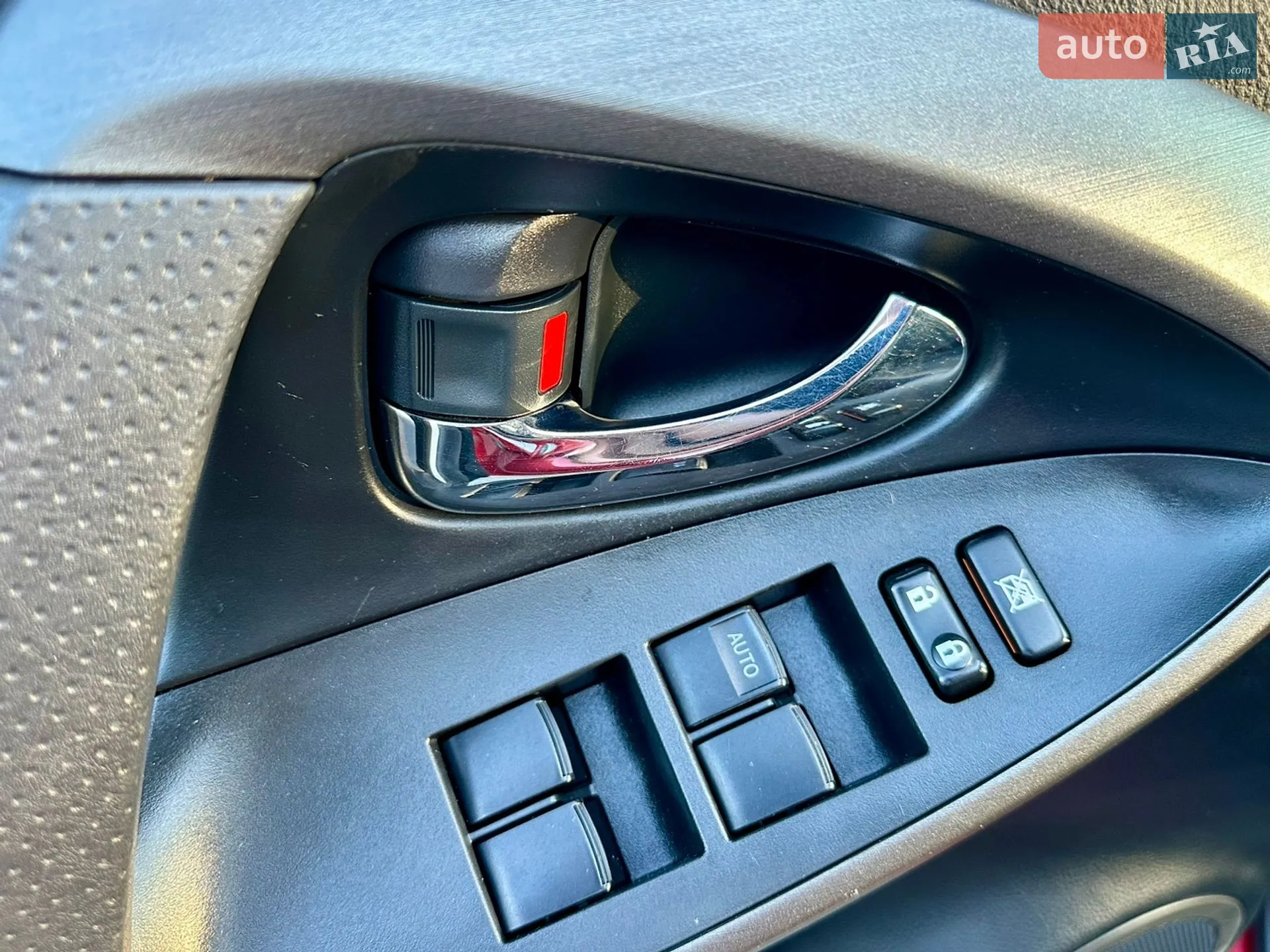 2012 Toyota RAV 4 - мініатюра 28