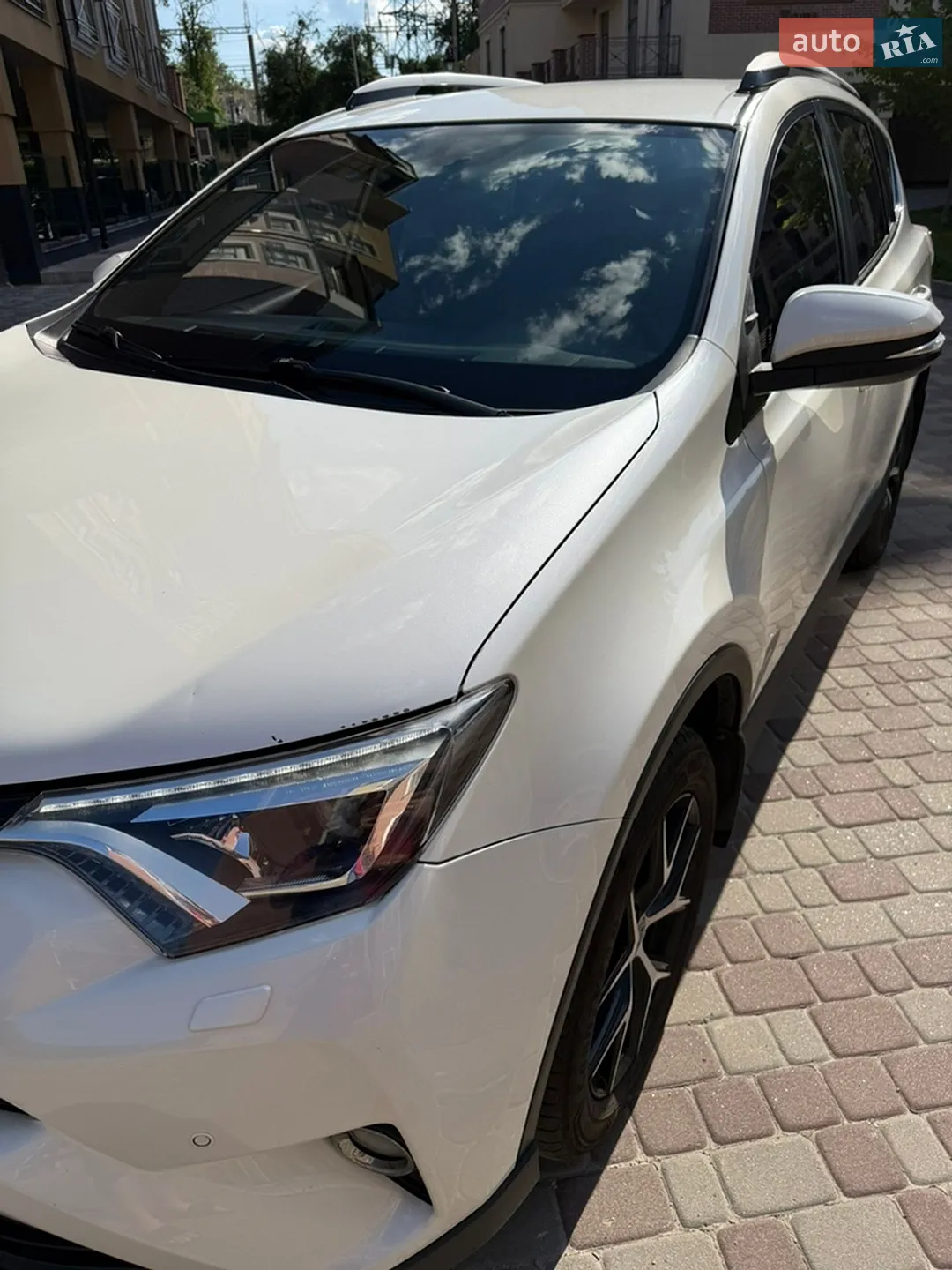 2016 Toyota RAV 4 - мініатюра 2
