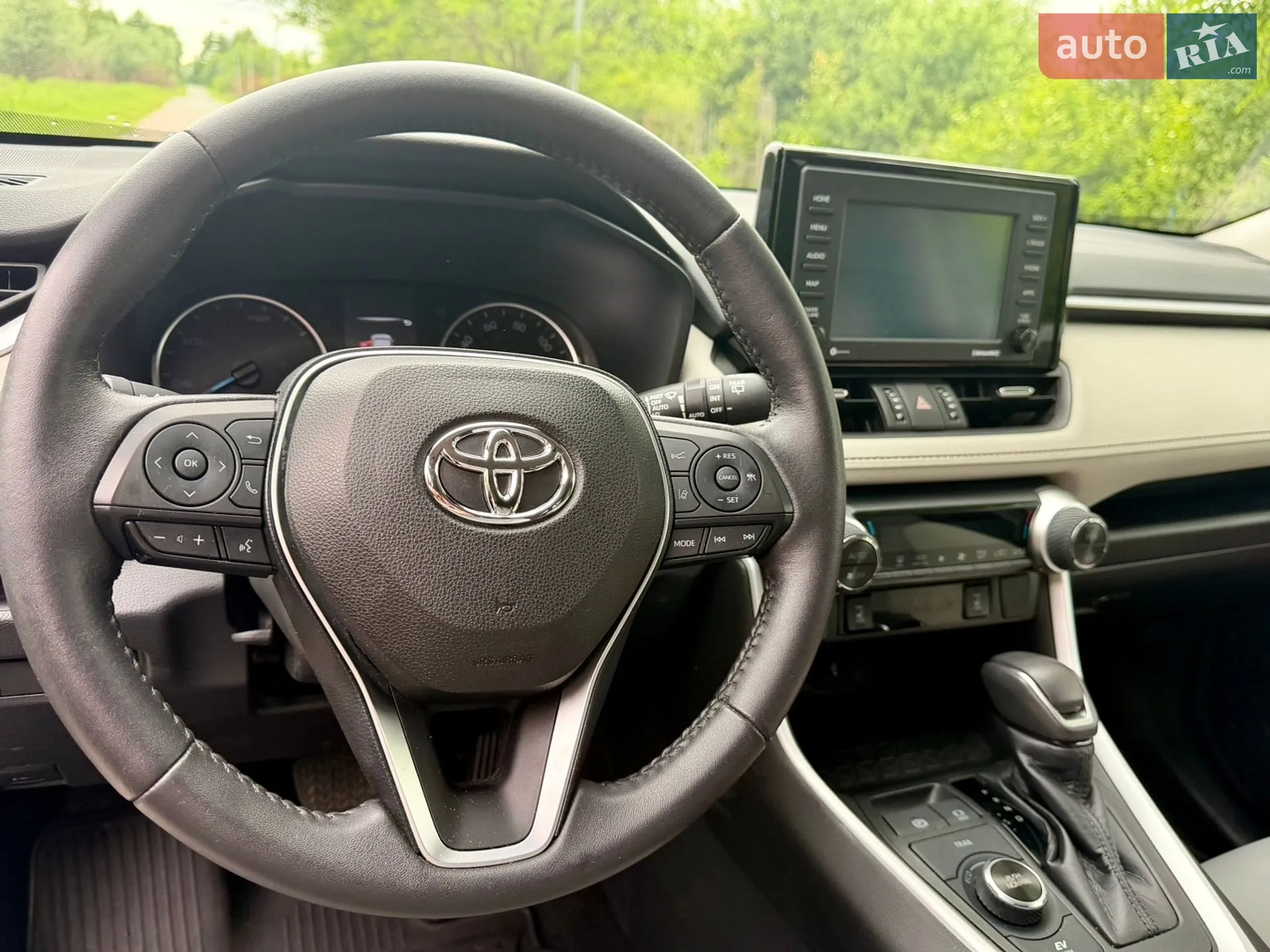 2022 Toyota RAV 4 - мініатюра 19