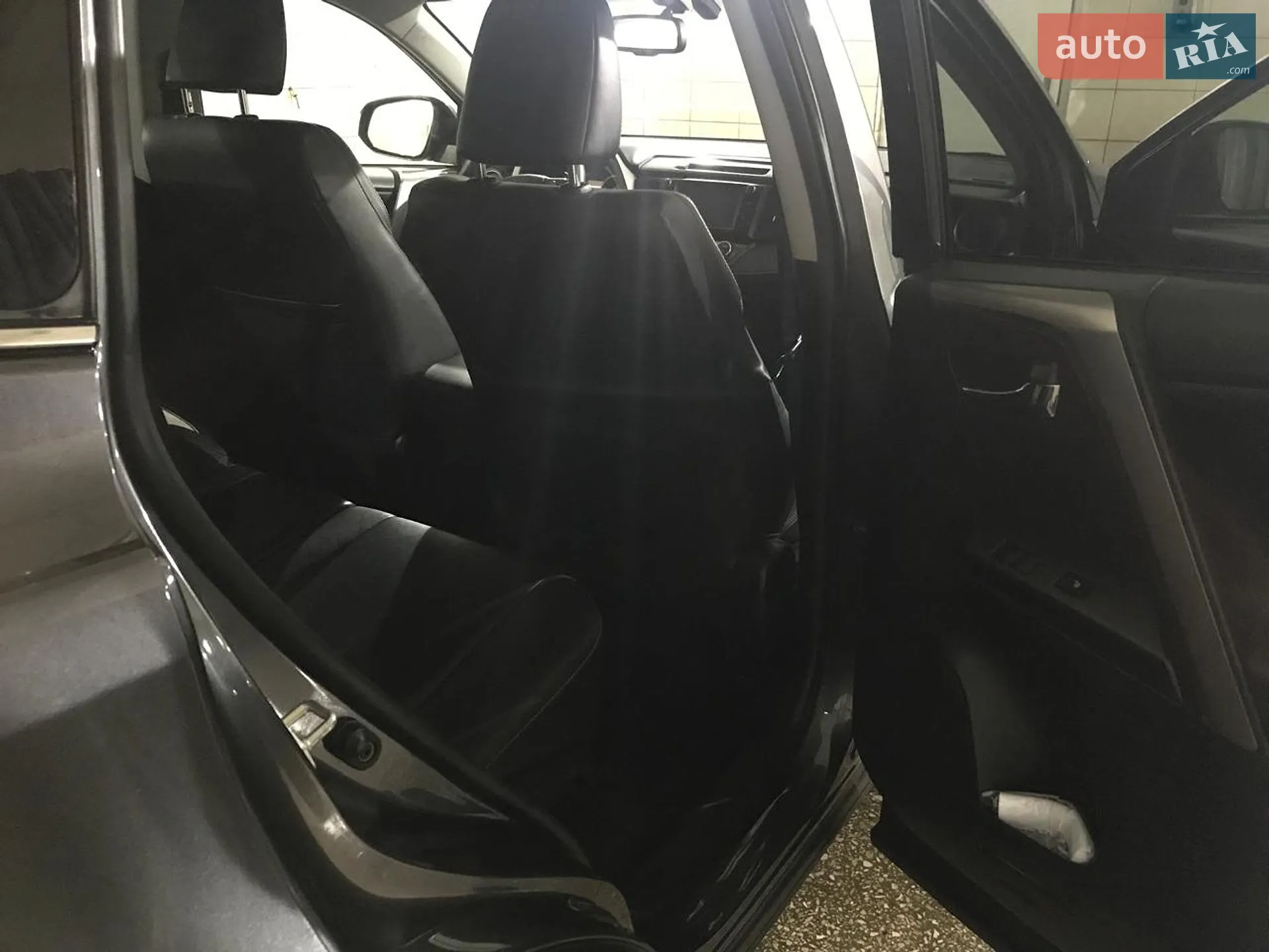 2016 Toyota RAV 4 - мініатюра 2