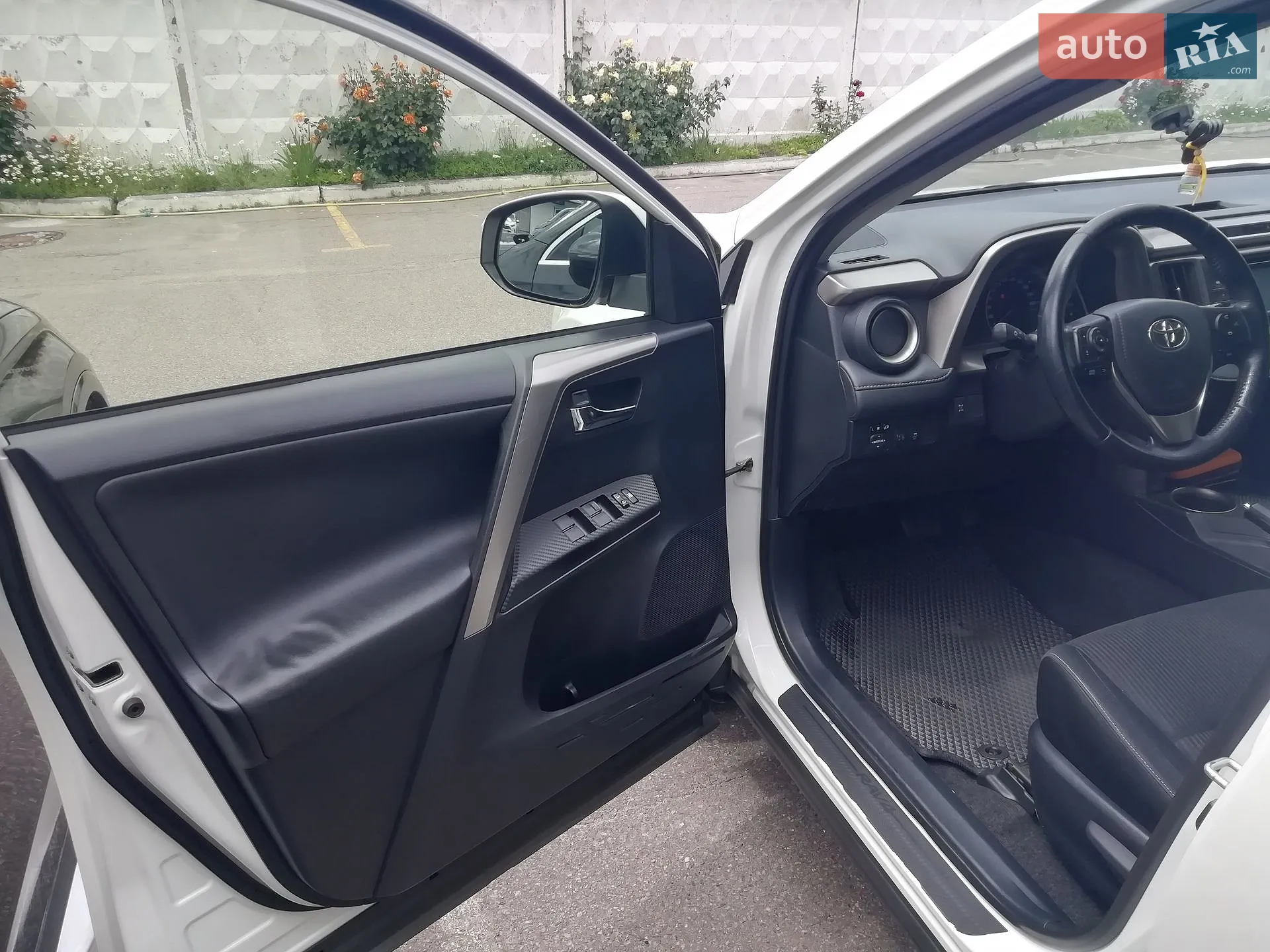 2014 Toyota RAV 4 - мініатюра 22