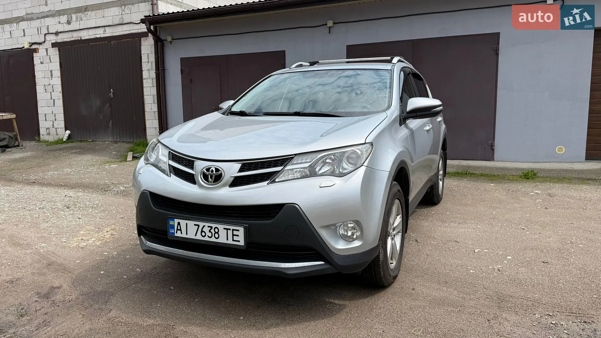 2014 Toyota RAV 4 - фото 1