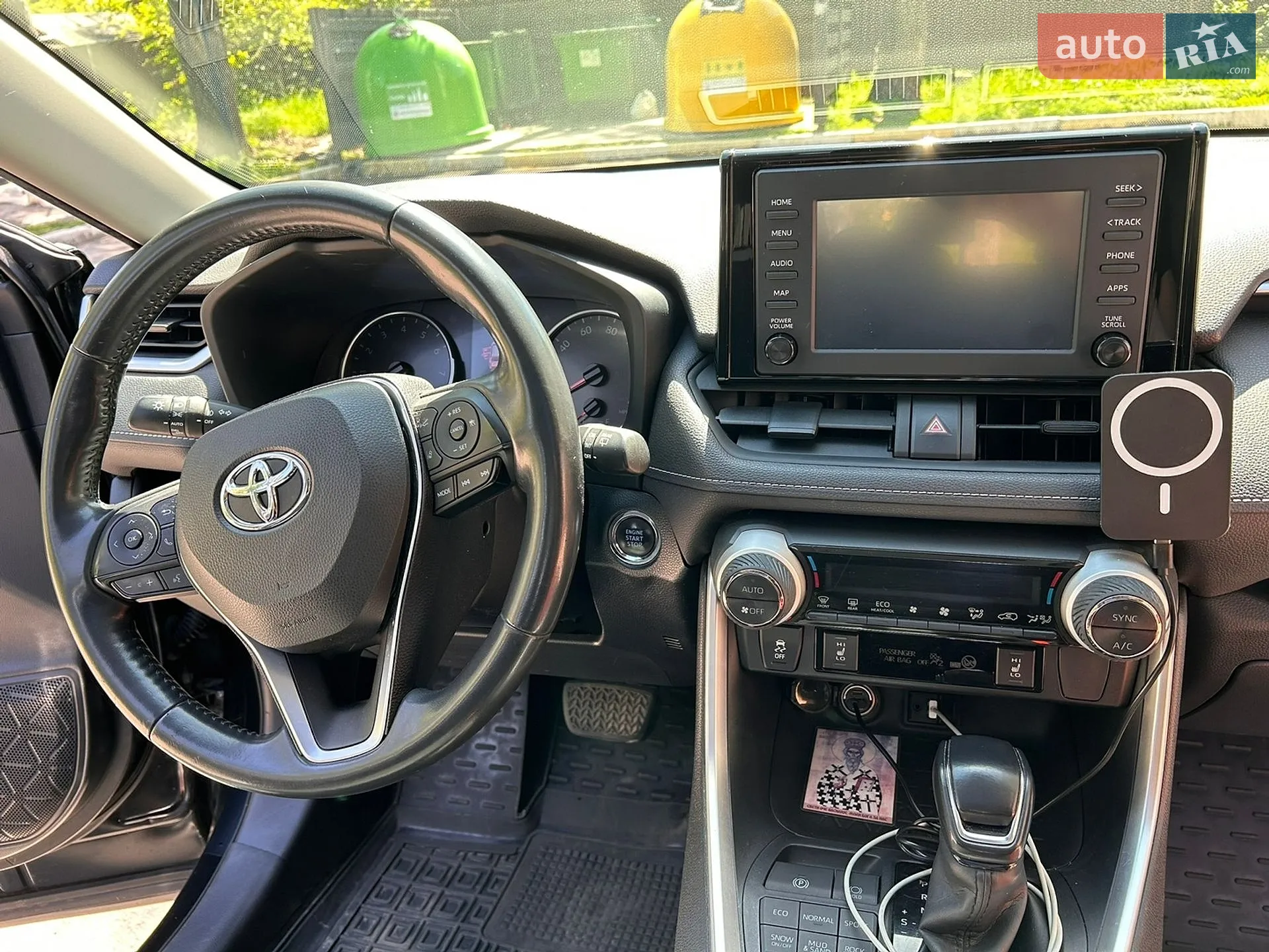 2019 Toyota RAV 4 - мініатюра 10