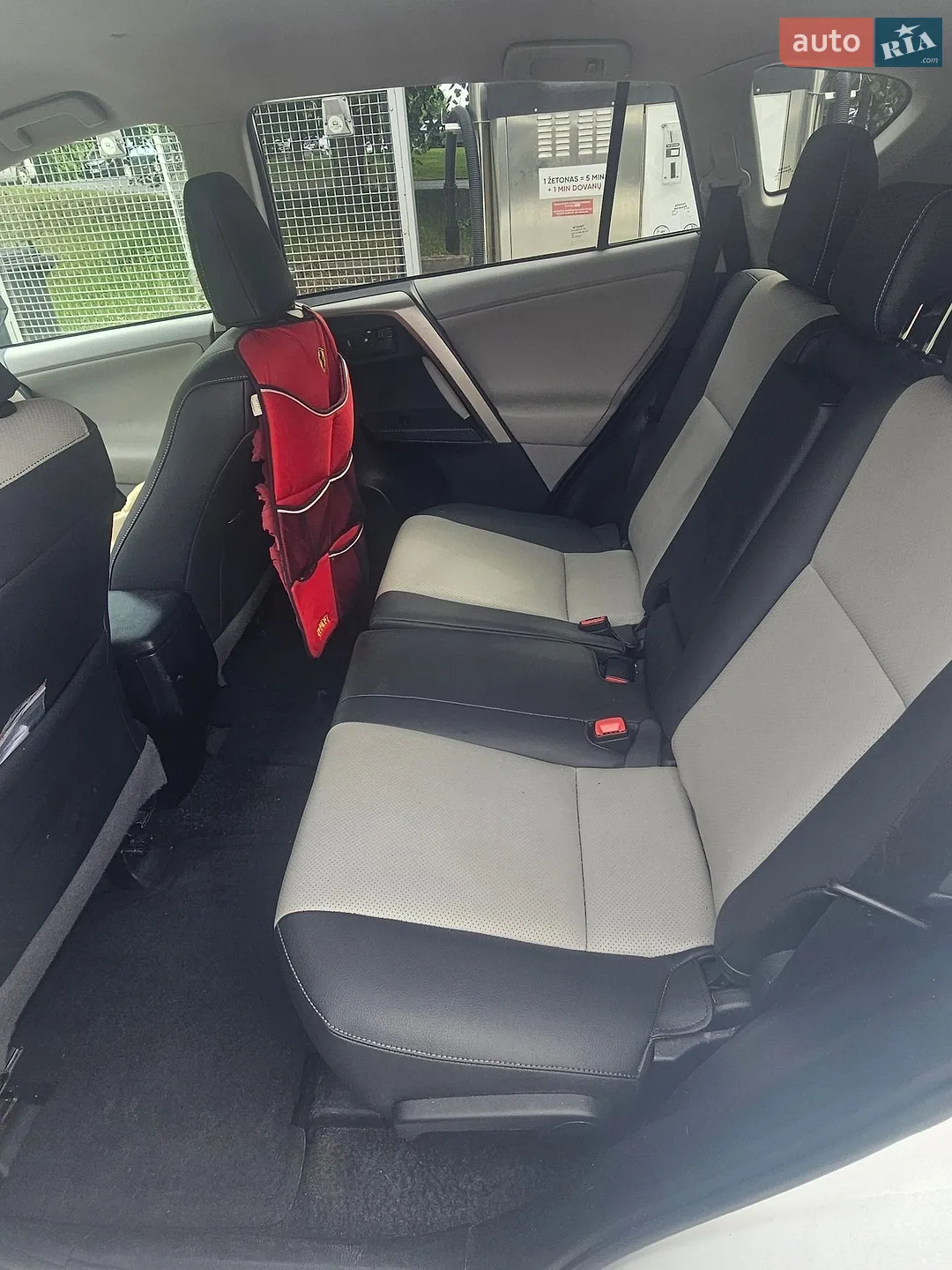 2013 Toyota RAV 4 - мініатюра 9