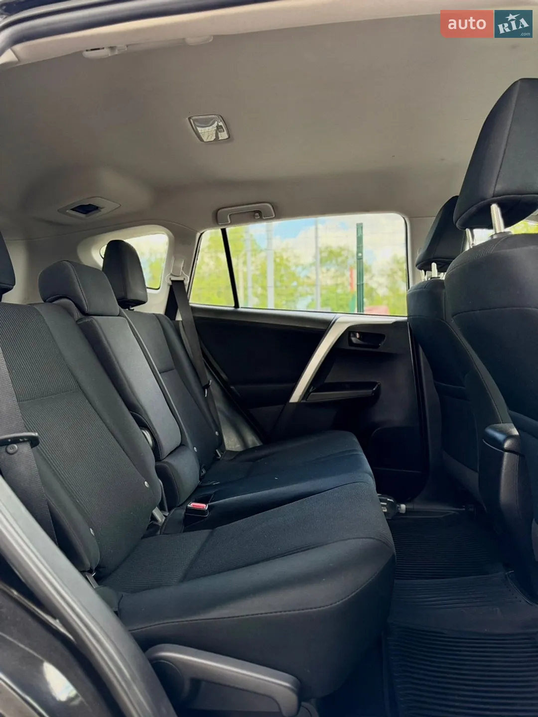 2018 Toyota RAV 4 - мініатюра 18