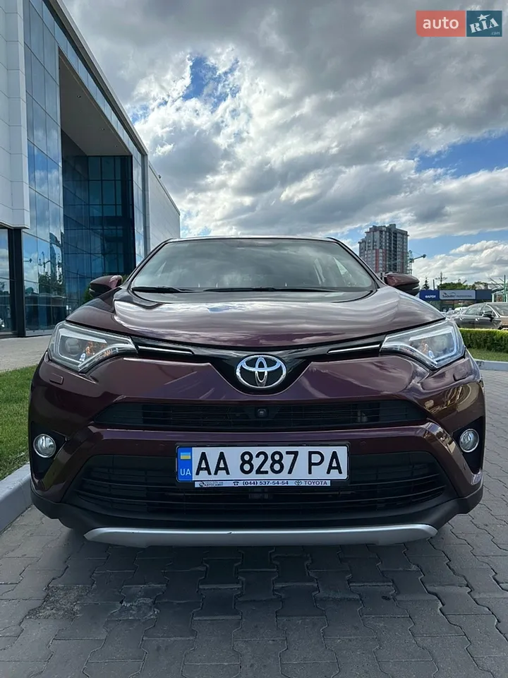 2017 Toyota RAV 4 - мініатюра 12