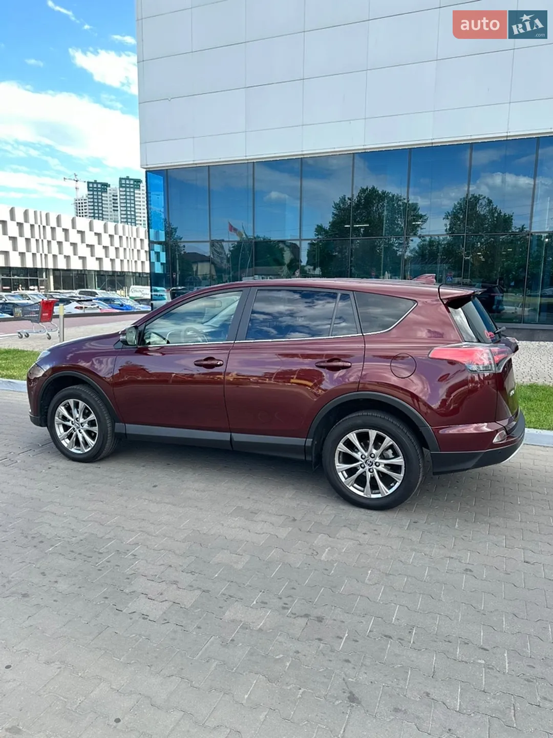 2016 Toyota RAV 4 - мініатюра 10