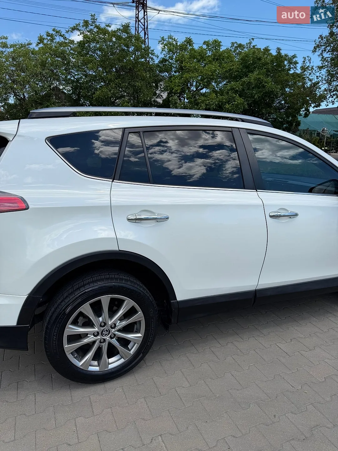 2017 Toyota RAV 4 - мініатюра 18