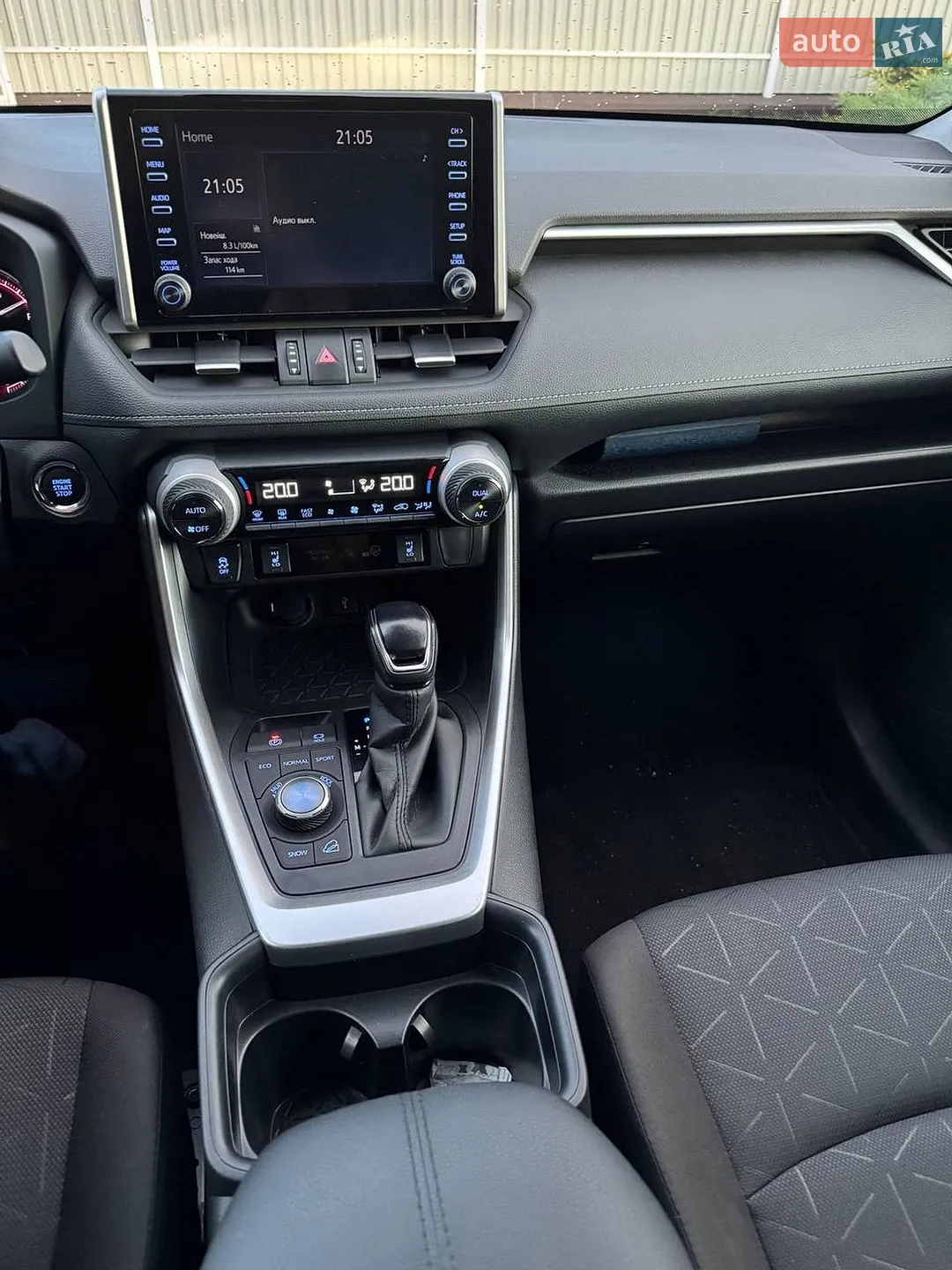 2020 Toyota RAV 4 - мініатюра 10