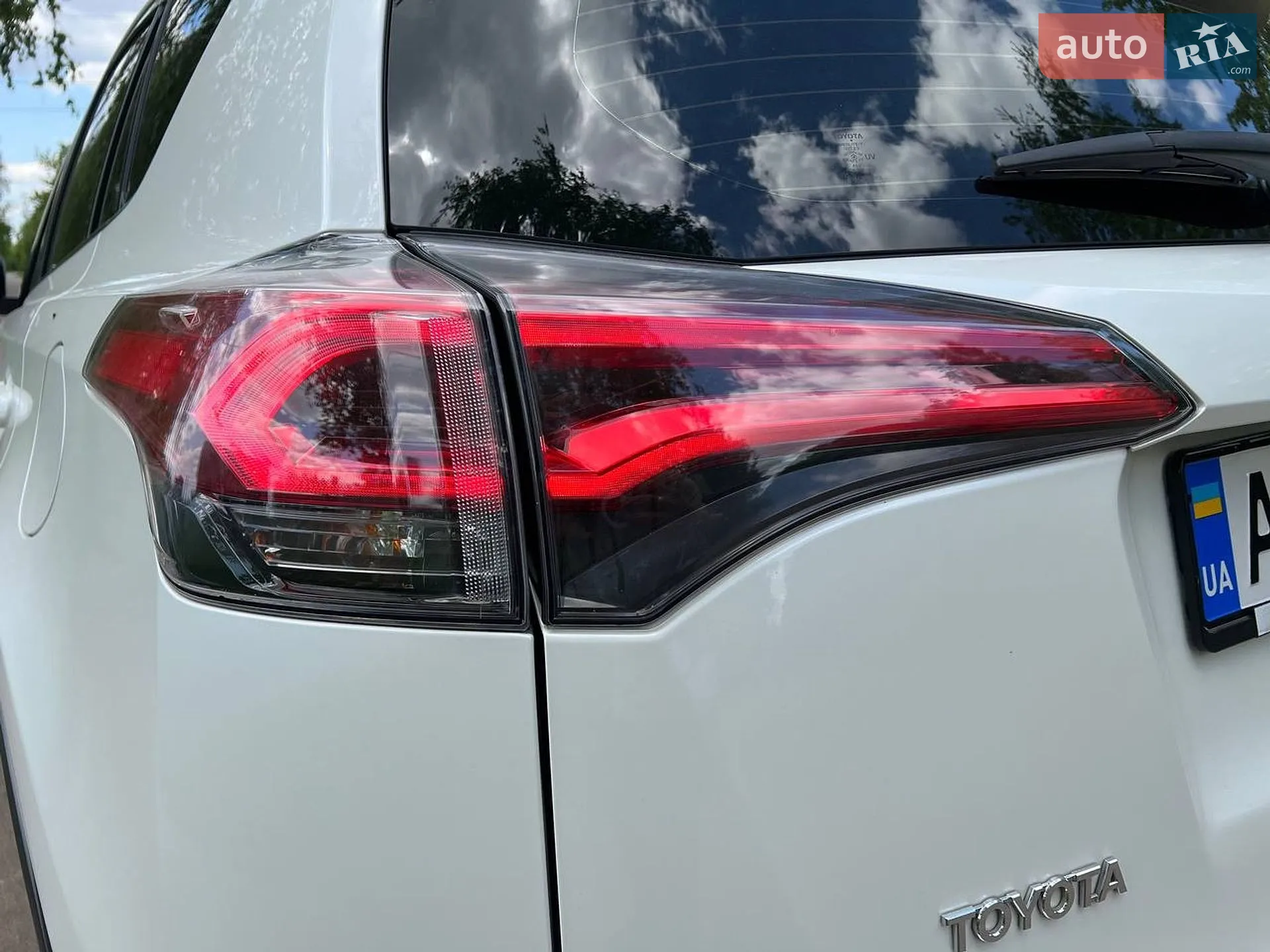 2016 Toyota RAV 4 - мініатюра 14