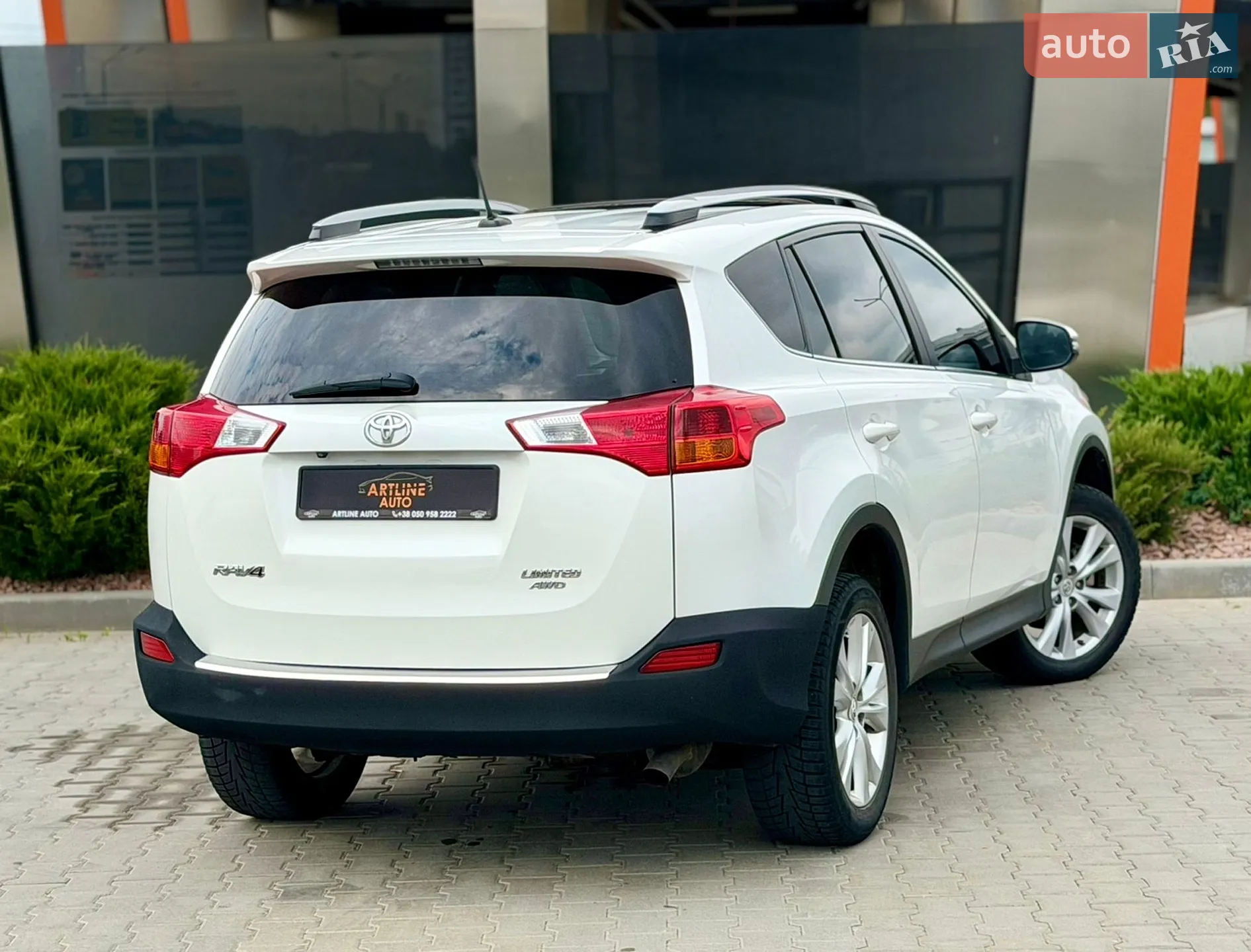 2013 Toyota RAV 4 - мініатюра 16