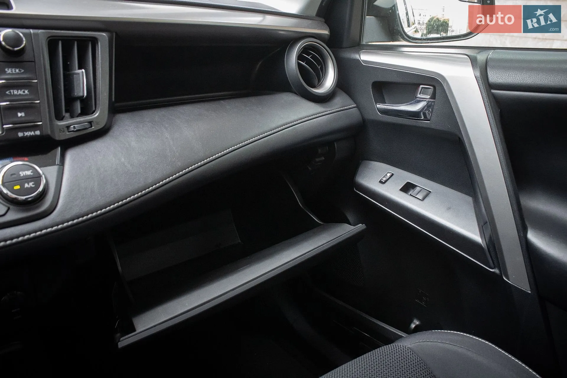 2016 Toyota RAV 4 - мініатюра 28