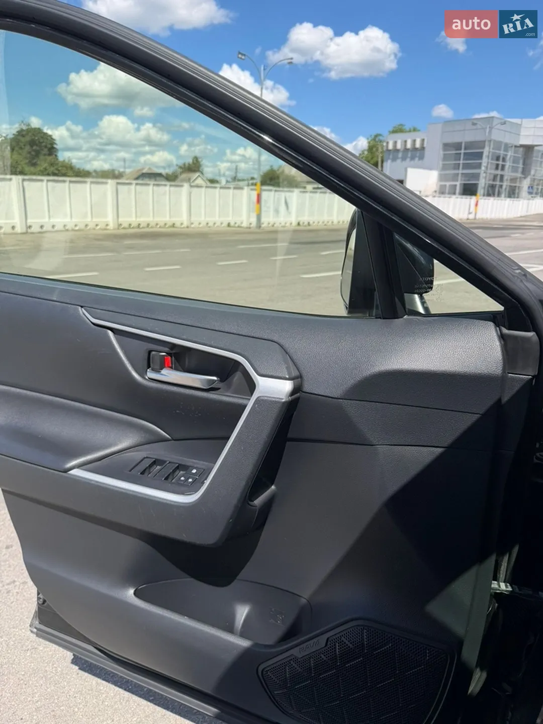 2019 Toyota RAV 4 - мініатюра 7