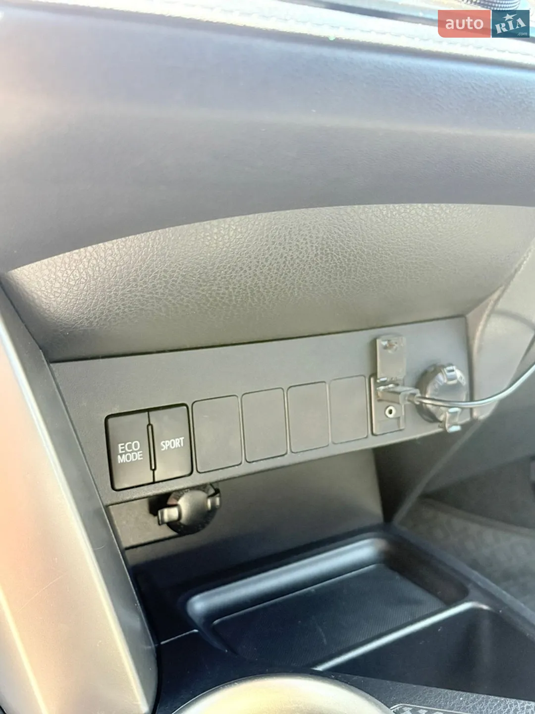 2015 Toyota RAV 4 - мініатюра 25
