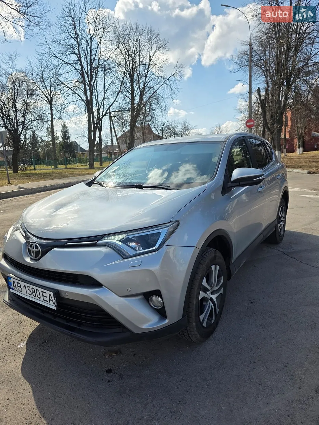 2017 Toyota RAV 4 - фото 1