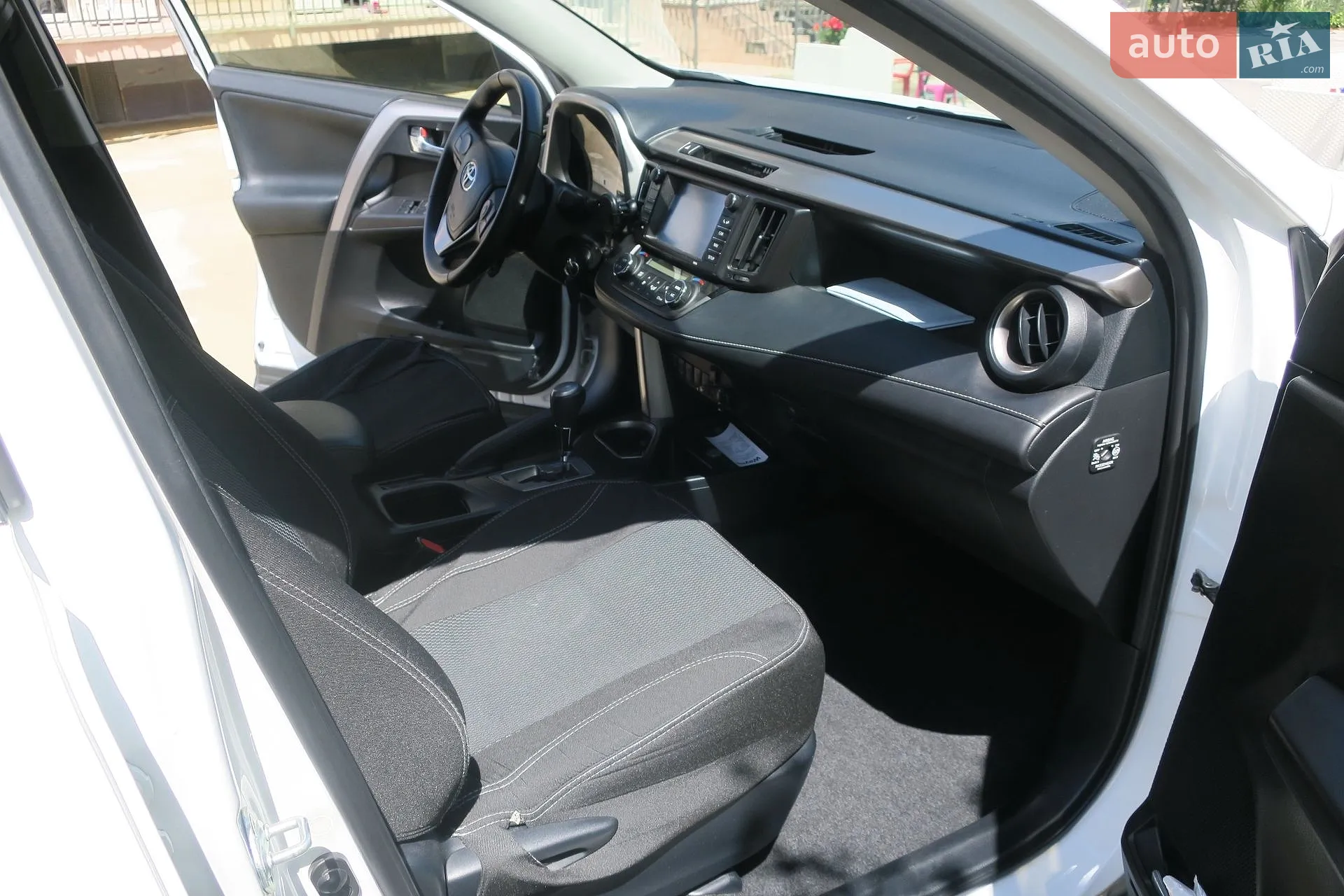 2016 Toyota RAV 4 - мініатюра 40