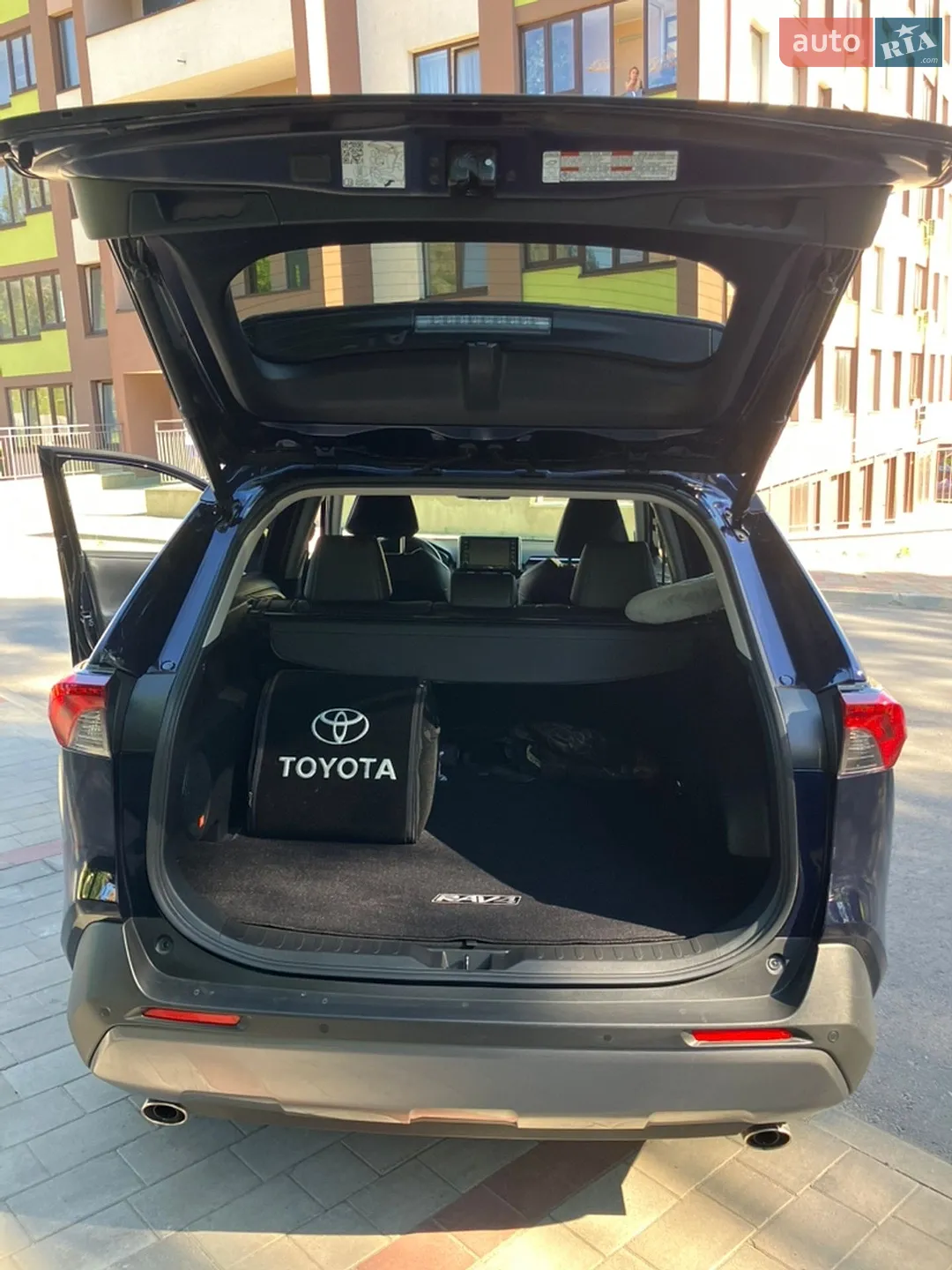 2021 Toyota RAV 4 - мініатюра 6