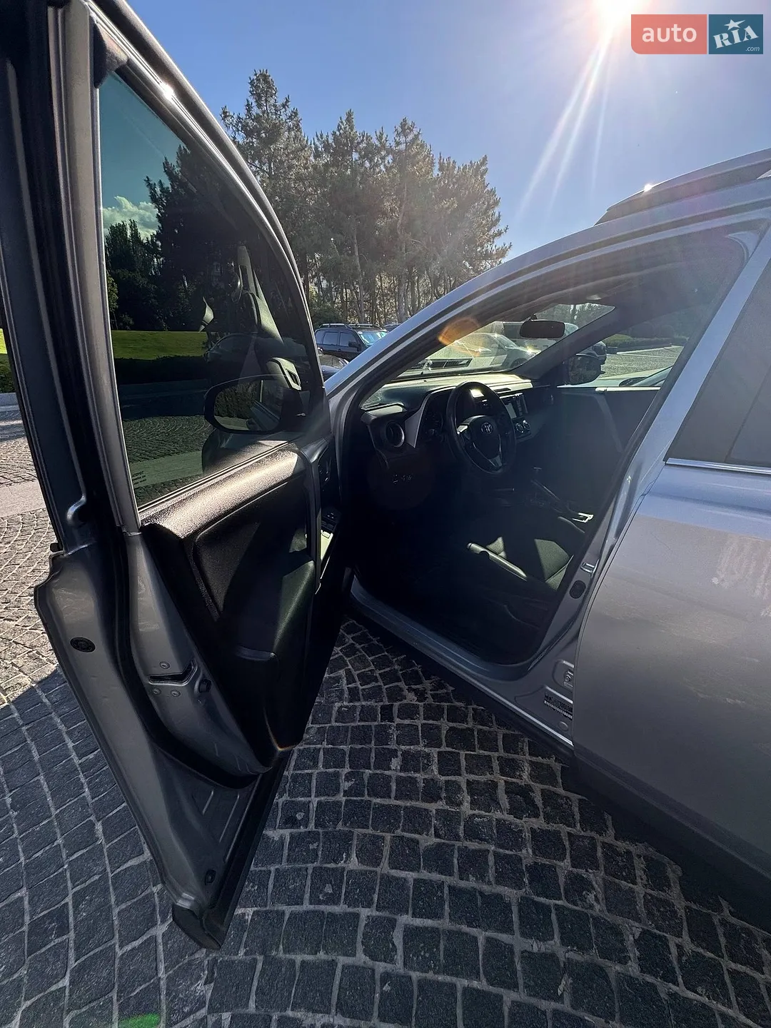 2016 Toyota RAV 4 - мініатюра 9