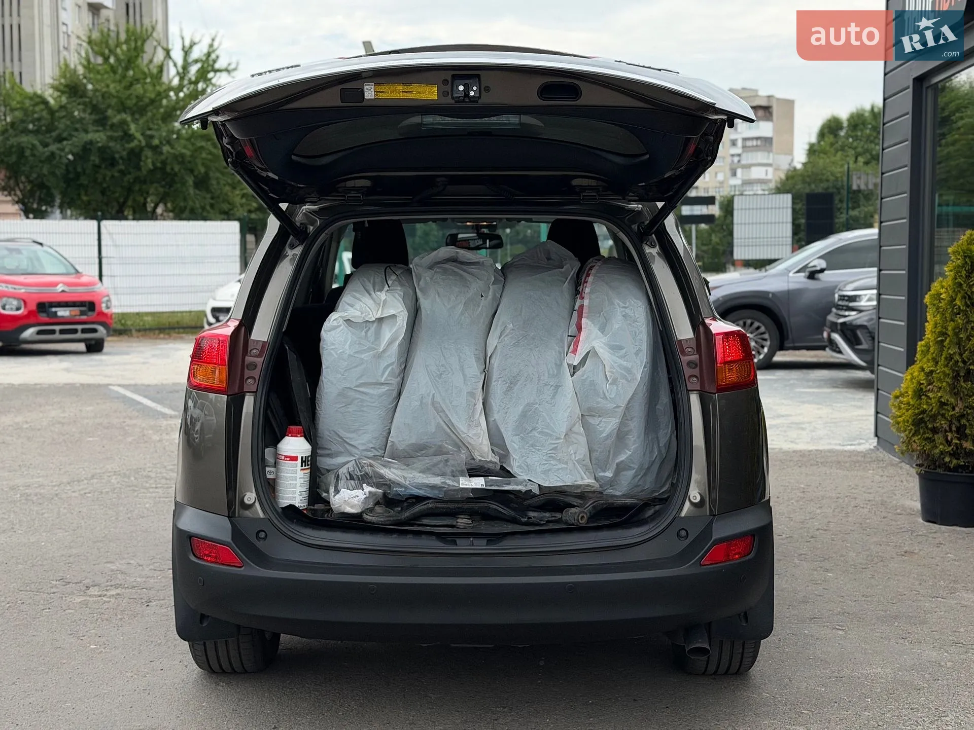 2013 Toyota RAV 4 - мініатюра 18