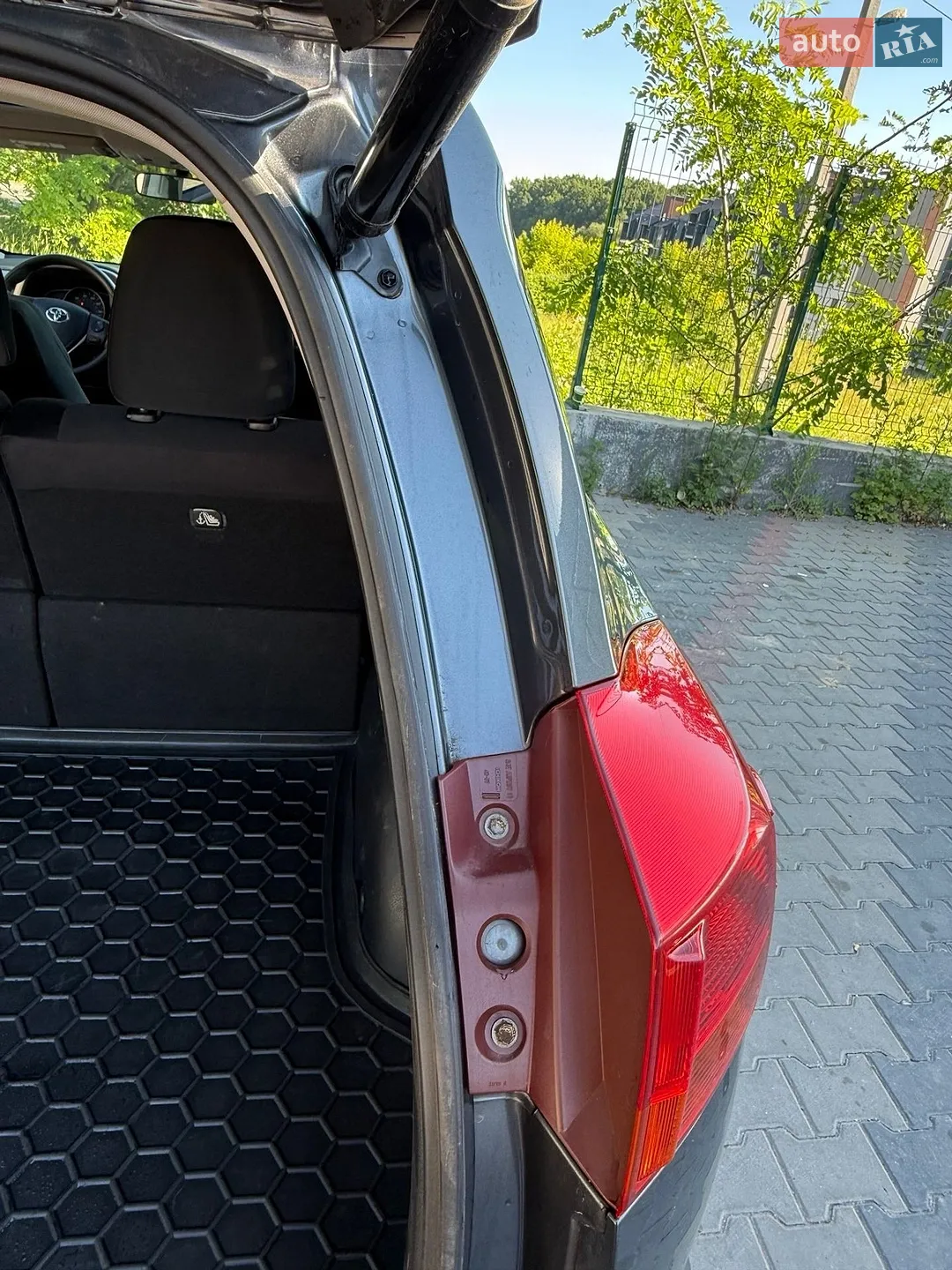 2015 Toyota RAV 4 - мініатюра 11