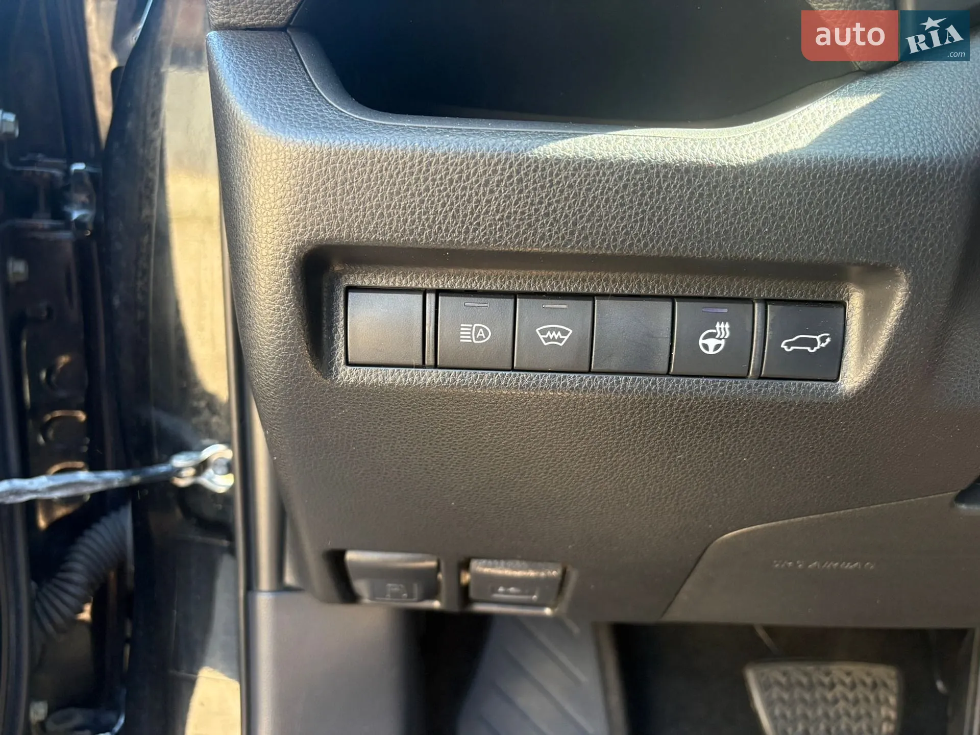 2019 Toyota RAV 4 - мініатюра 14