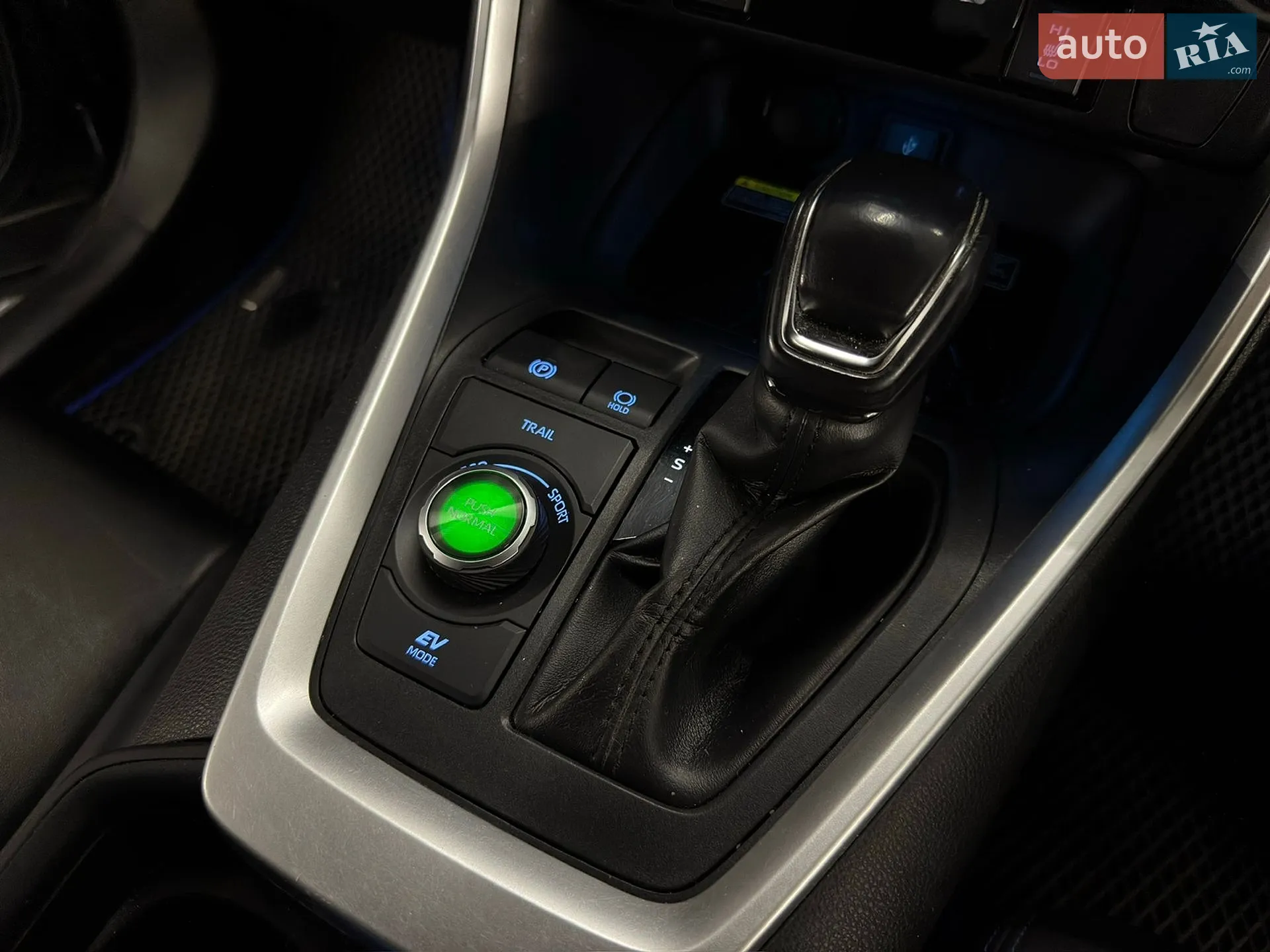 2020 Toyota RAV 4 - мініатюра 24