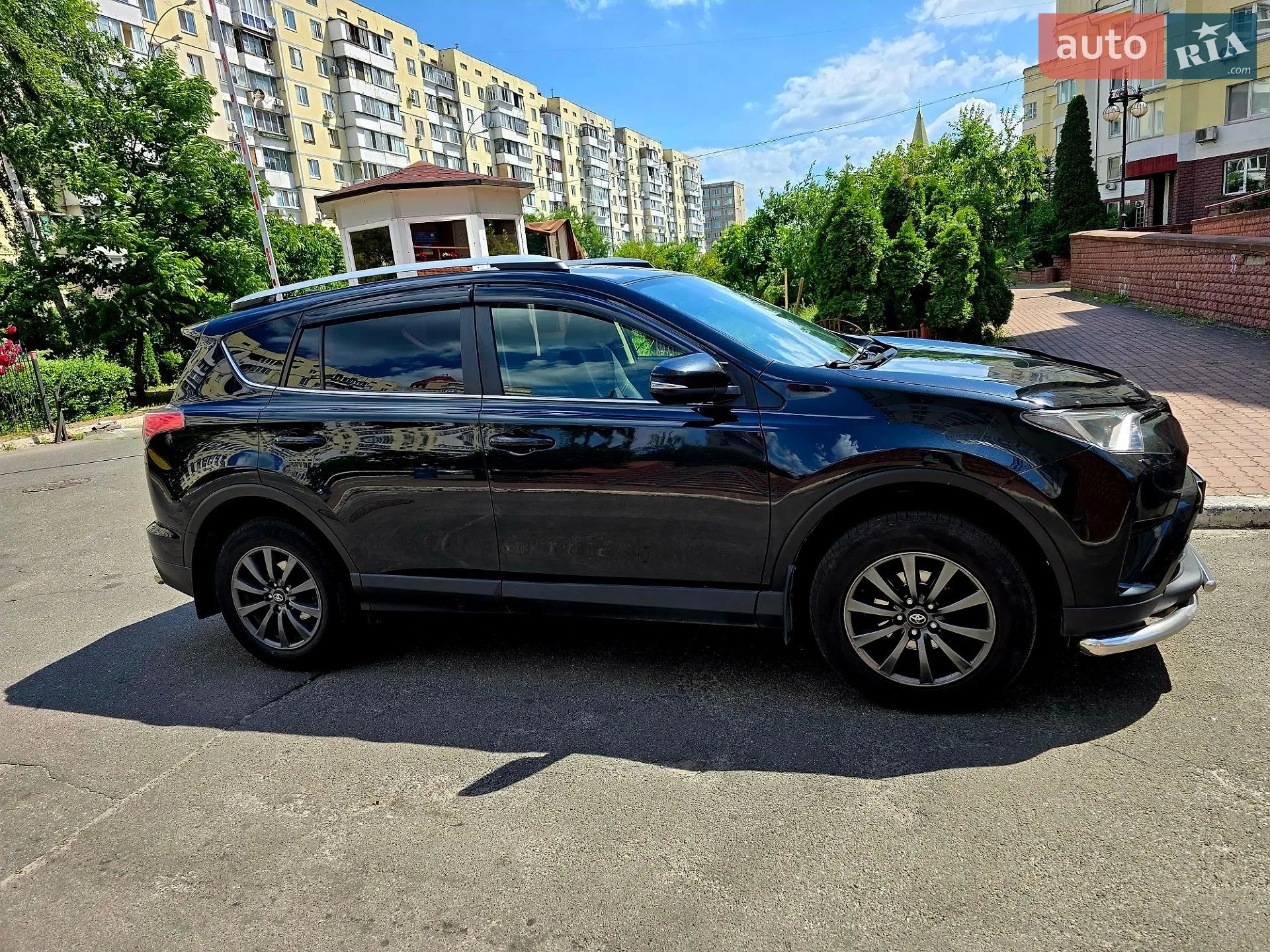 2017 Toyota RAV 4 - мініатюра 10