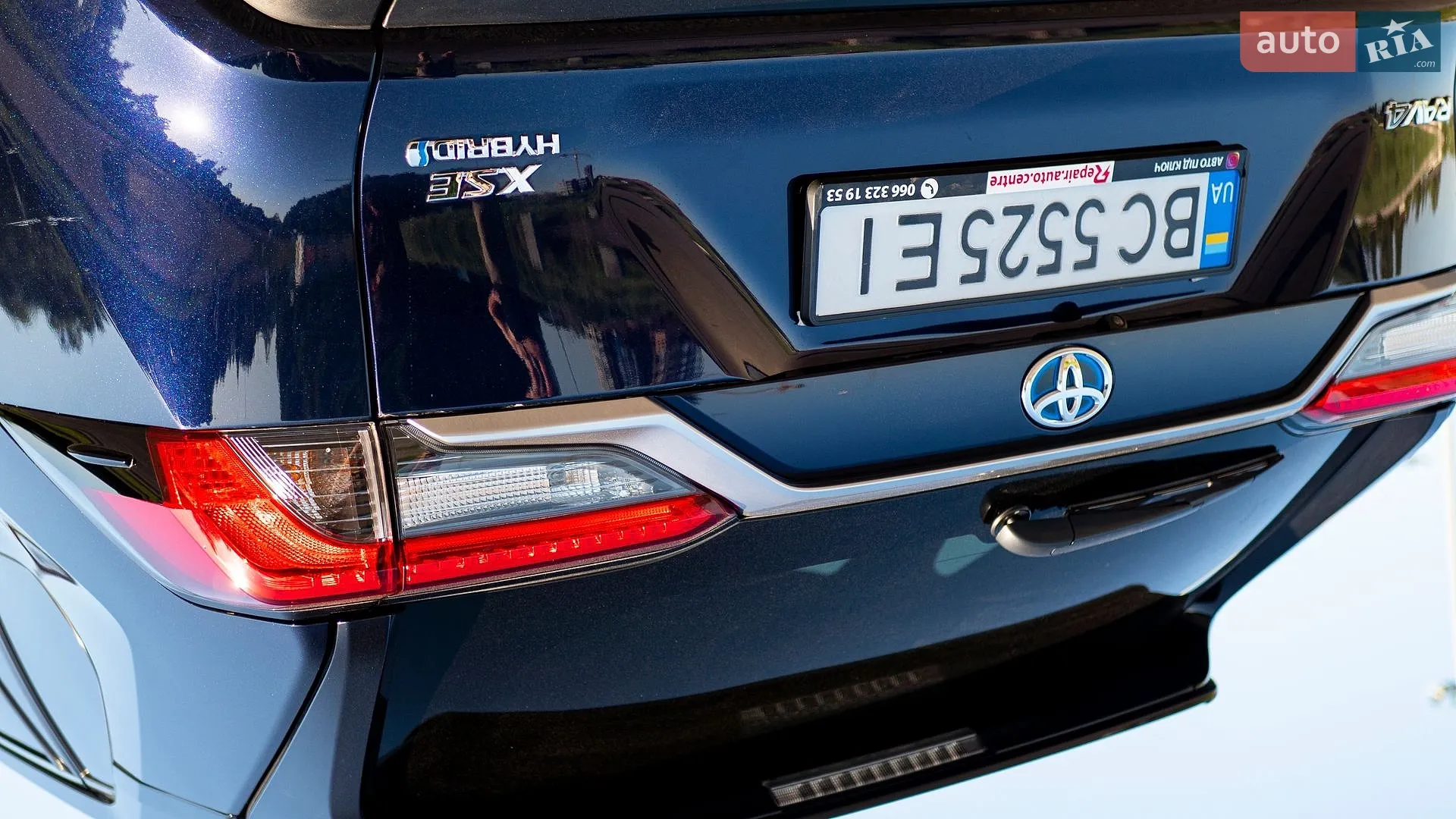 2020 Toyota RAV 4 - мініатюра 18