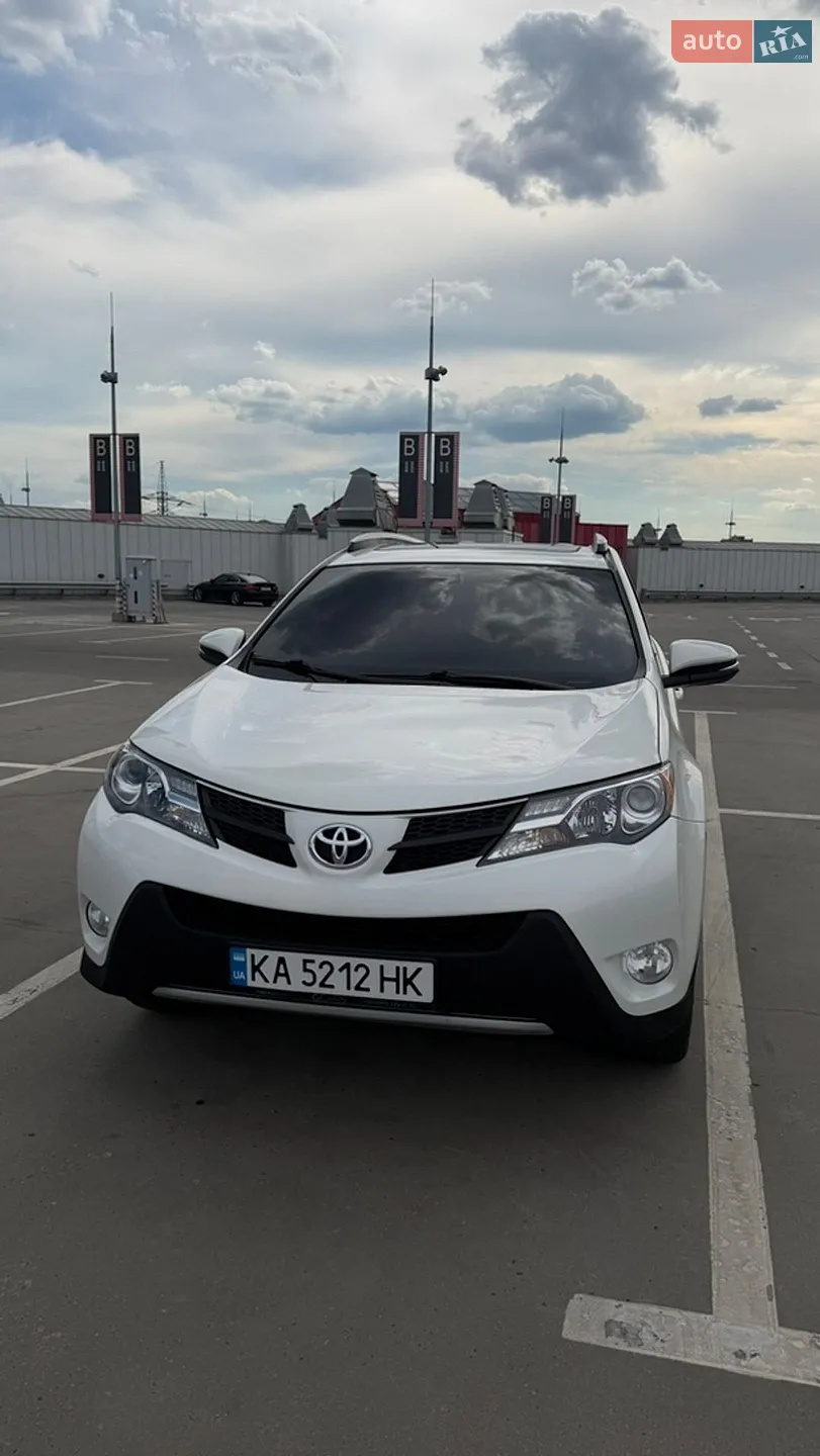 2014 Toyota RAV 4 - фото 1