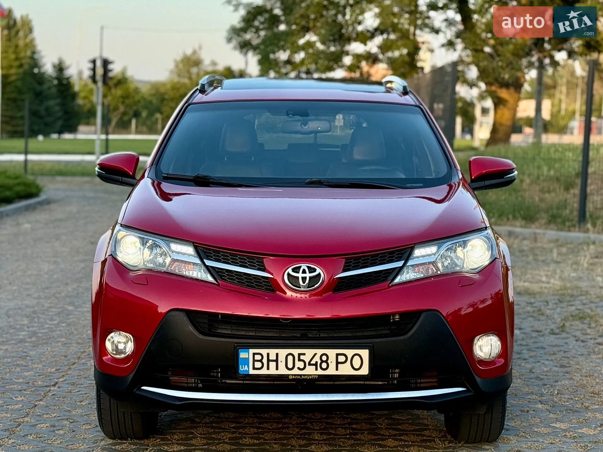 2013 Toyota RAV 4 - мініатюра 2