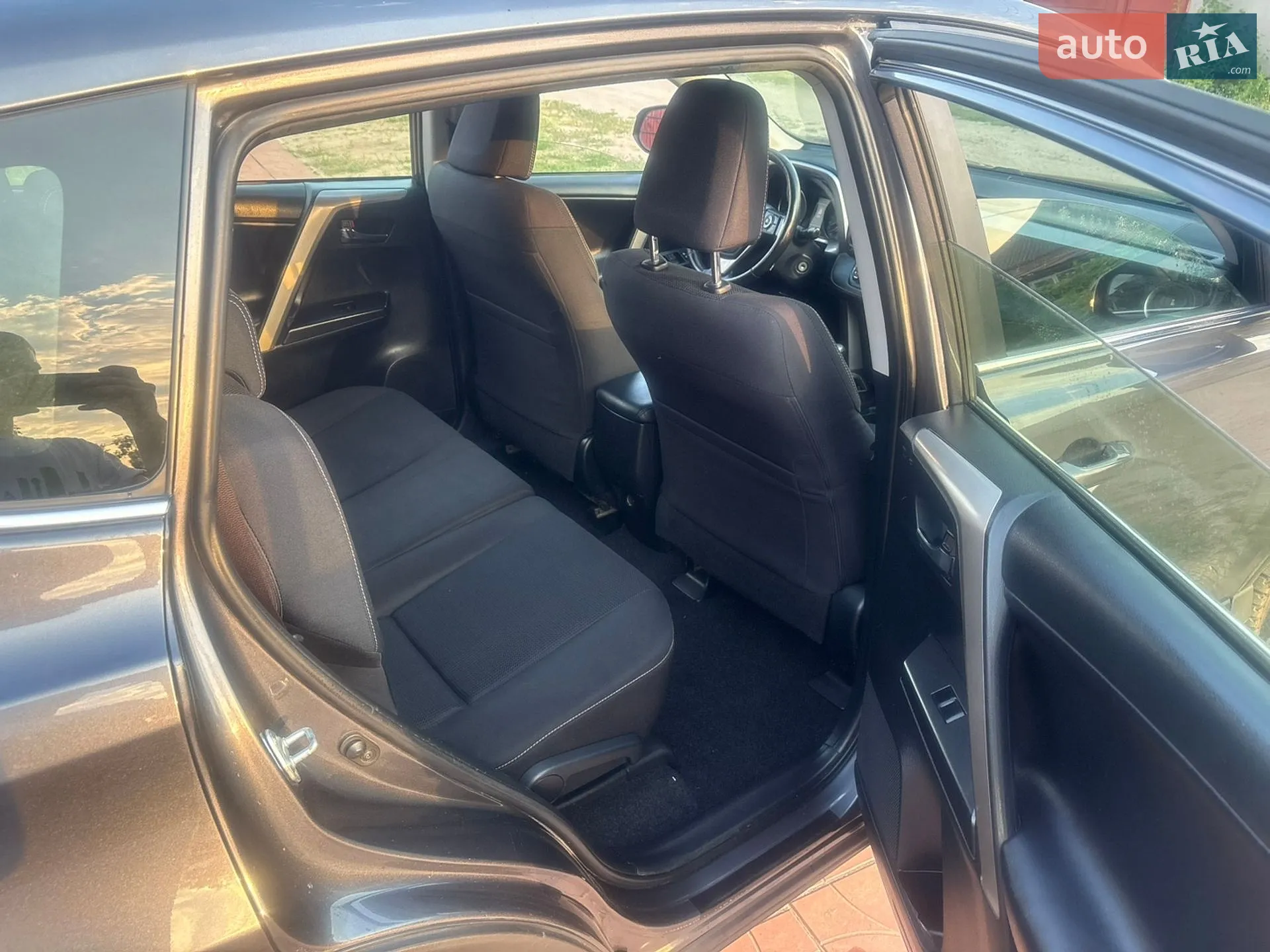 2018 Toyota RAV 4 - мініатюра 6