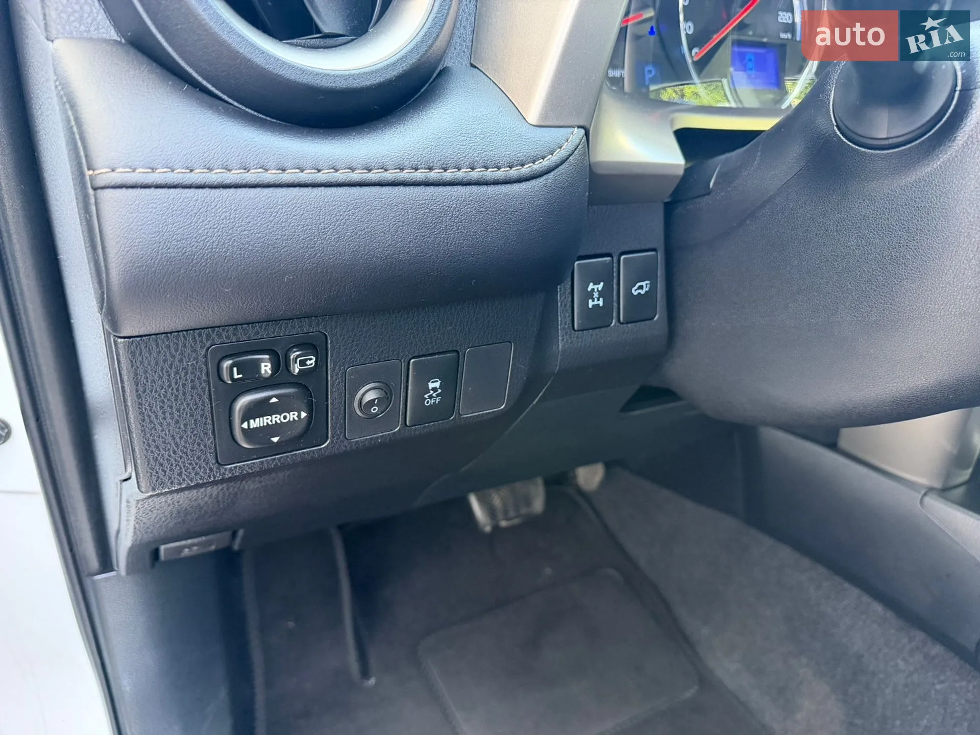 2014 Toyota RAV 4 - мініатюра 20