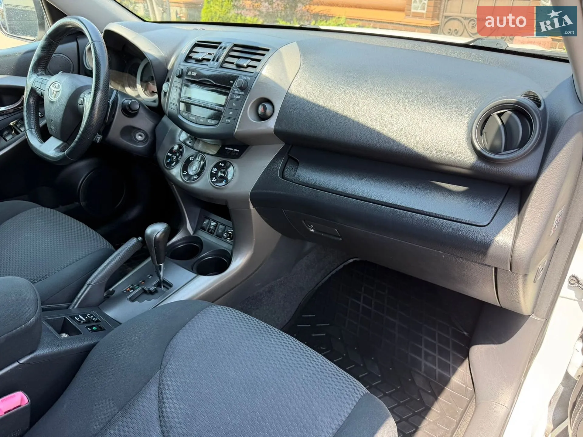 2010 Toyota RAV 4 - мініатюра 56