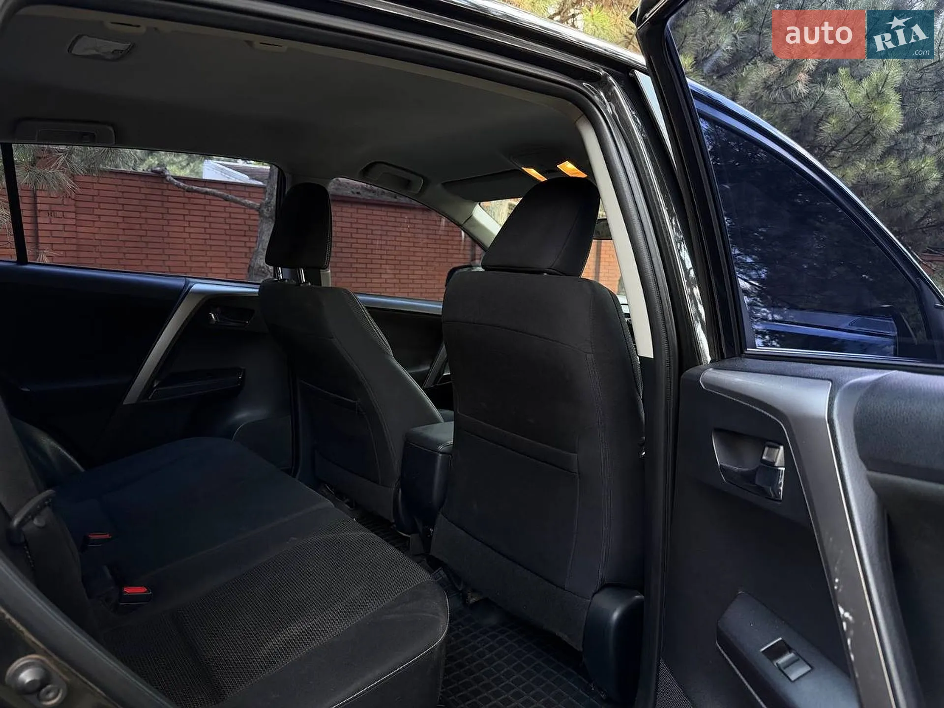 2016 Toyota RAV 4 - мініатюра 15