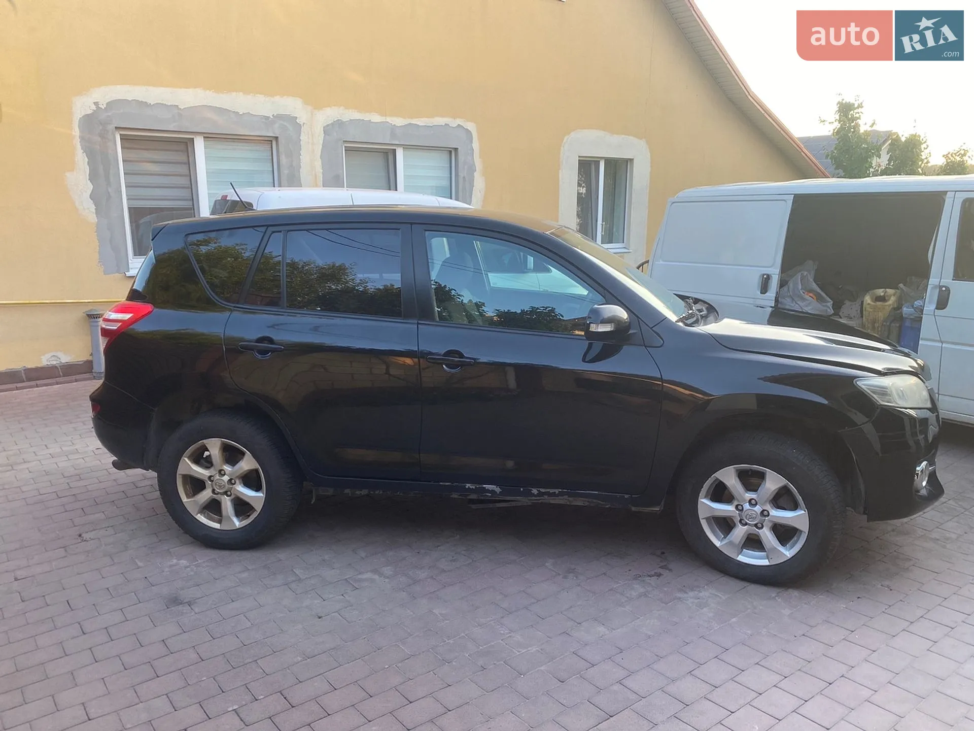 2010 Toyota RAV 4 - мініатюра 4