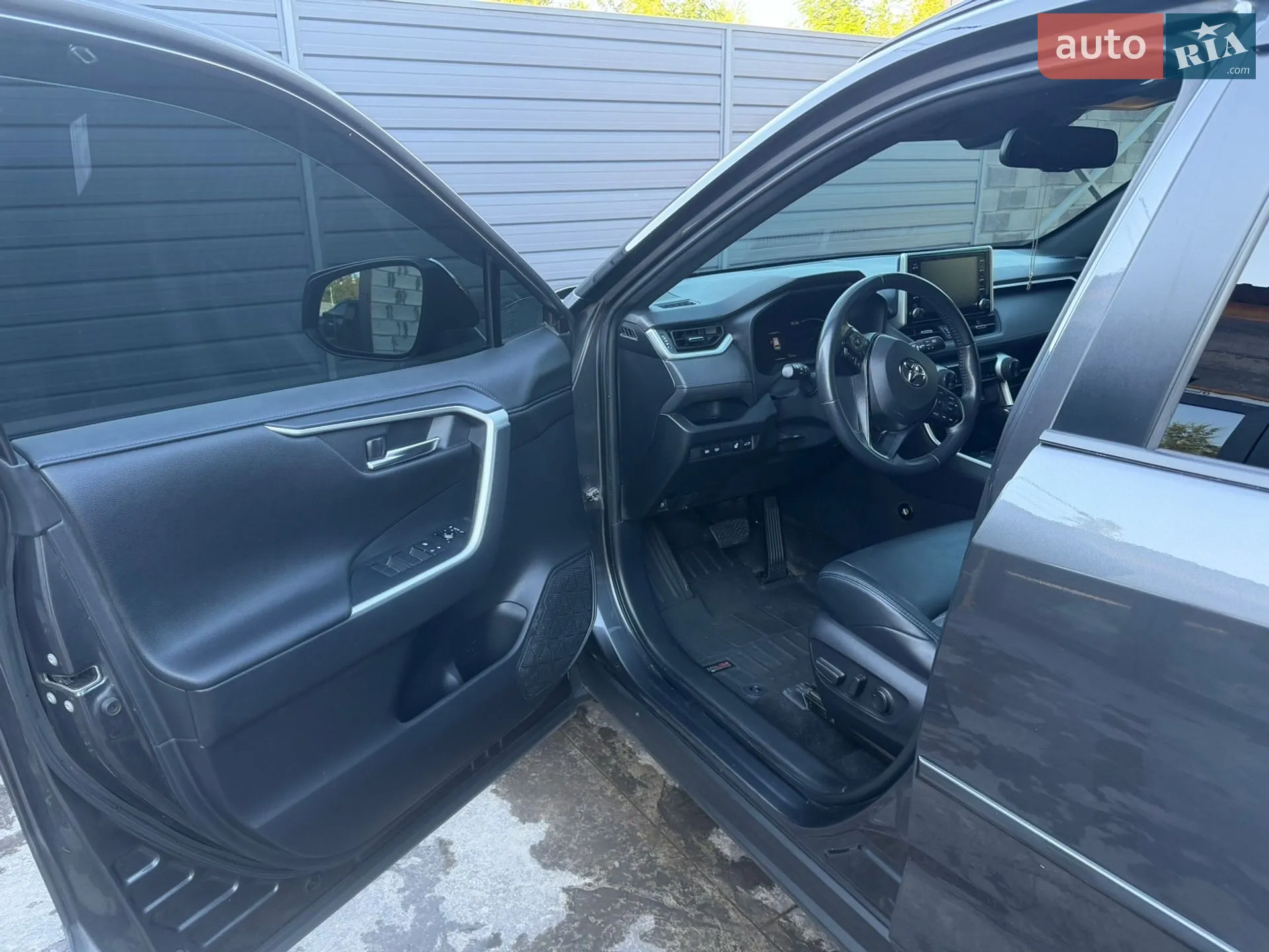 2019 Toyota RAV 4 - мініатюра 13