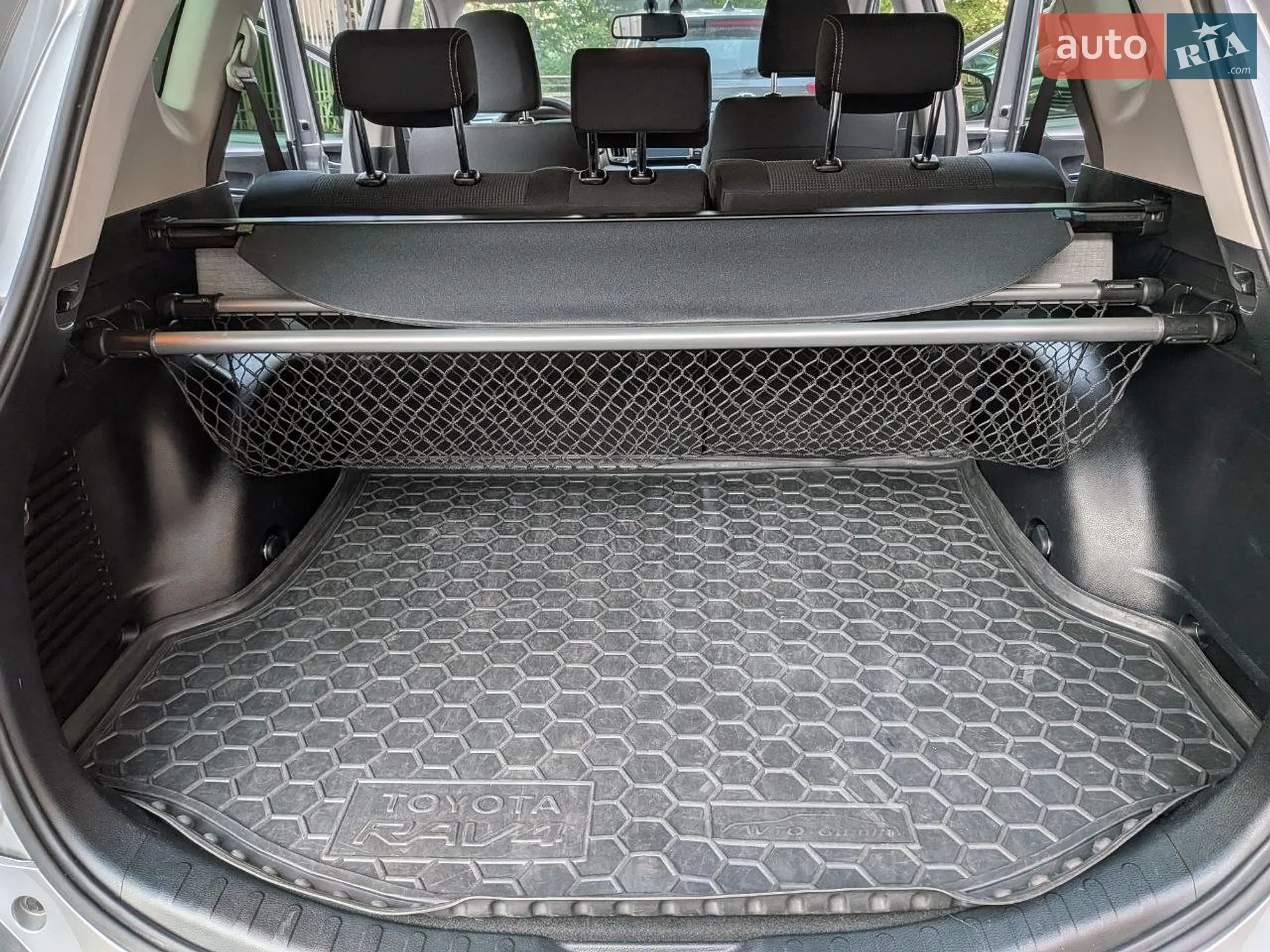 2017 Toyota RAV 4 - мініатюра 13