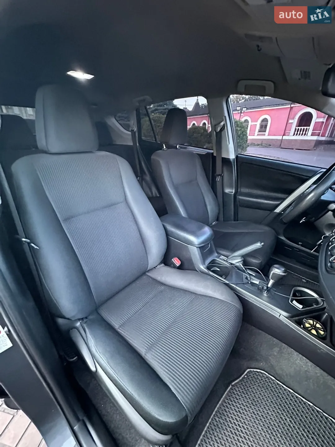 2017 Toyota RAV 4 - мініатюра 27