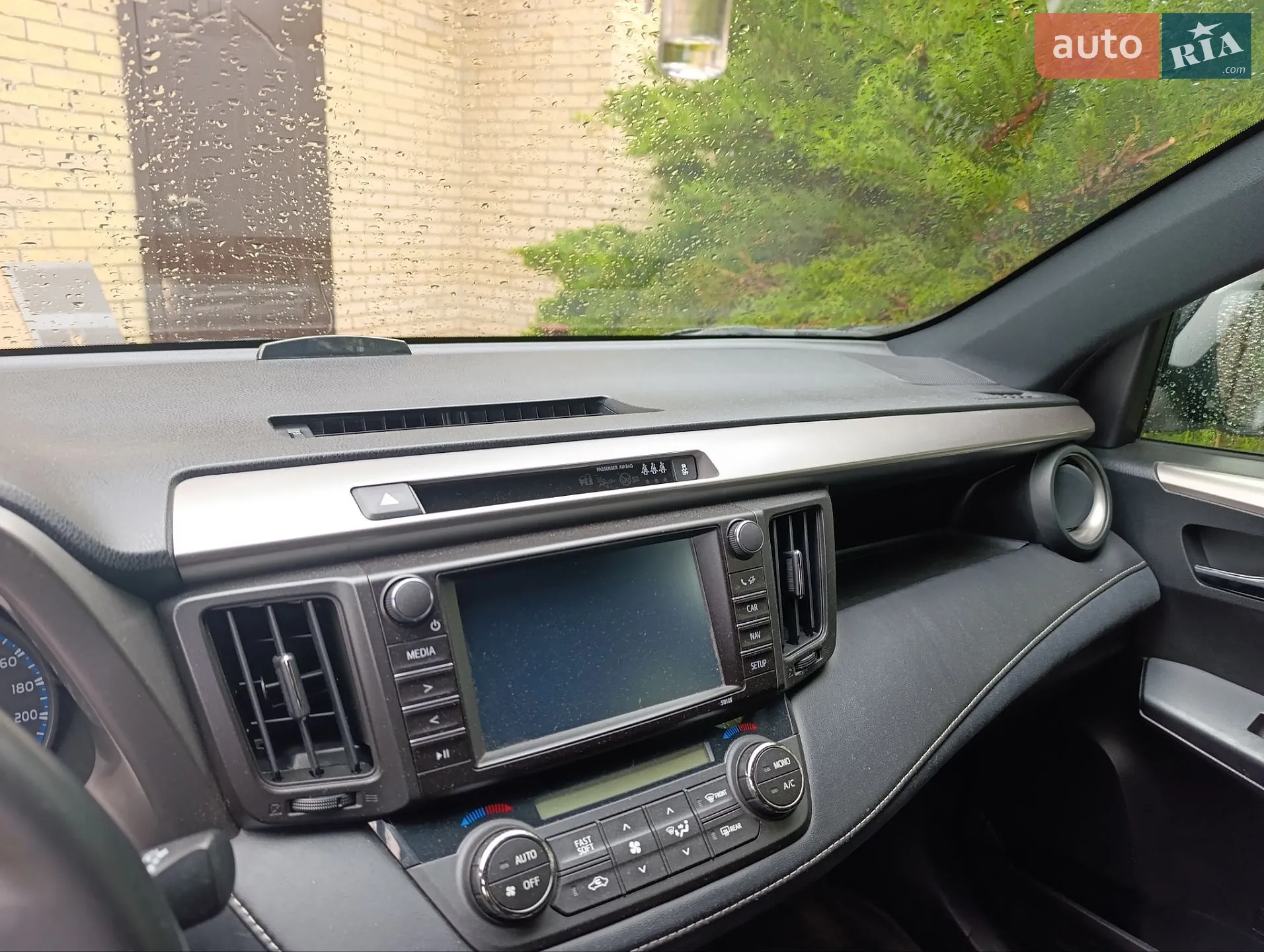 2017 Toyota RAV 4 - мініатюра 6