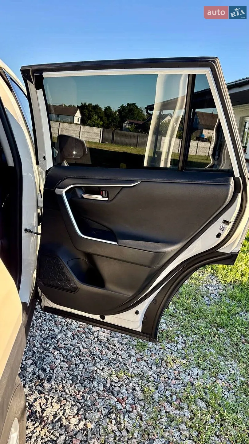 2019 Toyota RAV 4 - мініатюра 11