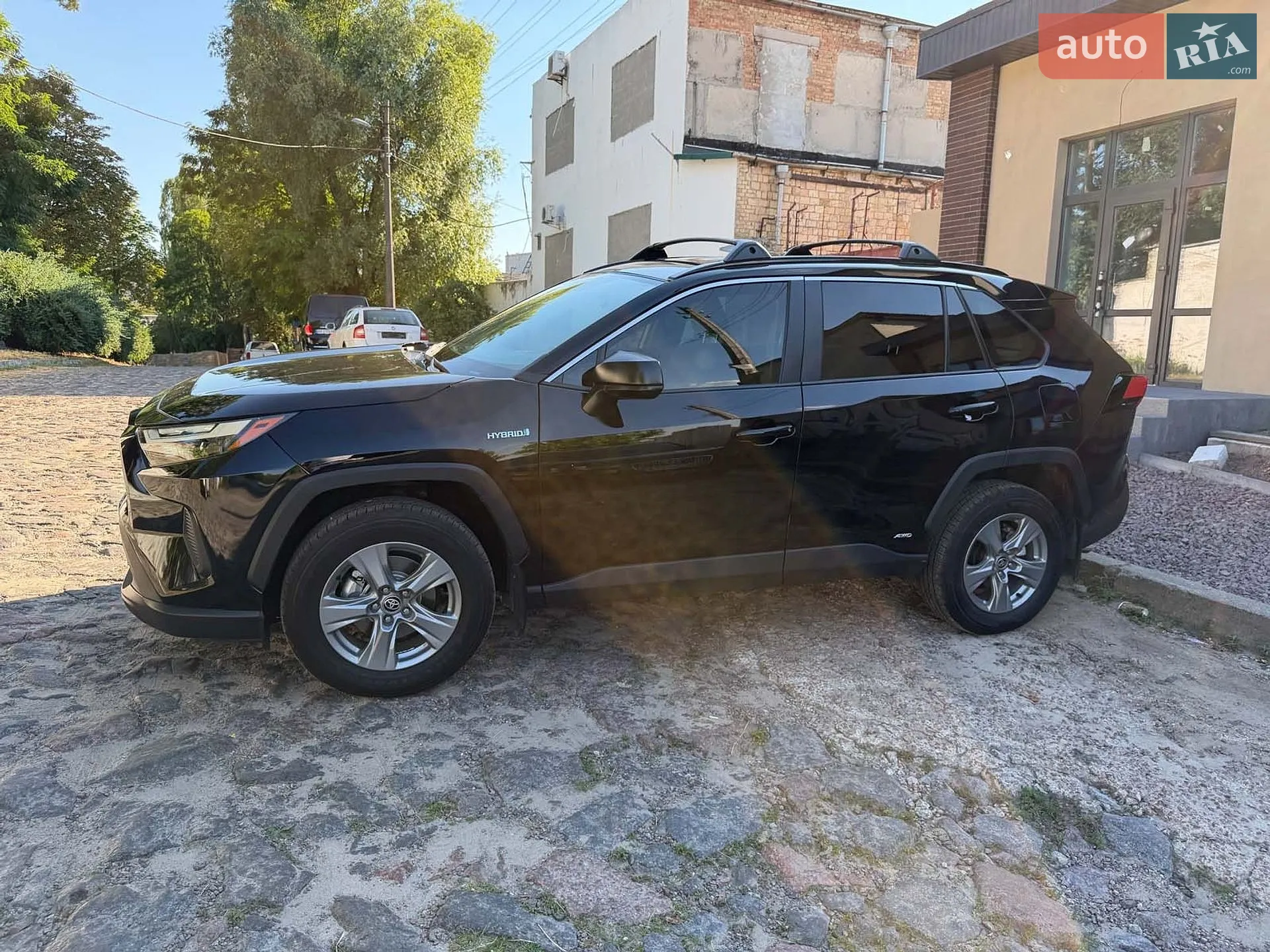 2025 Toyota RAV 4 - мініатюра 10