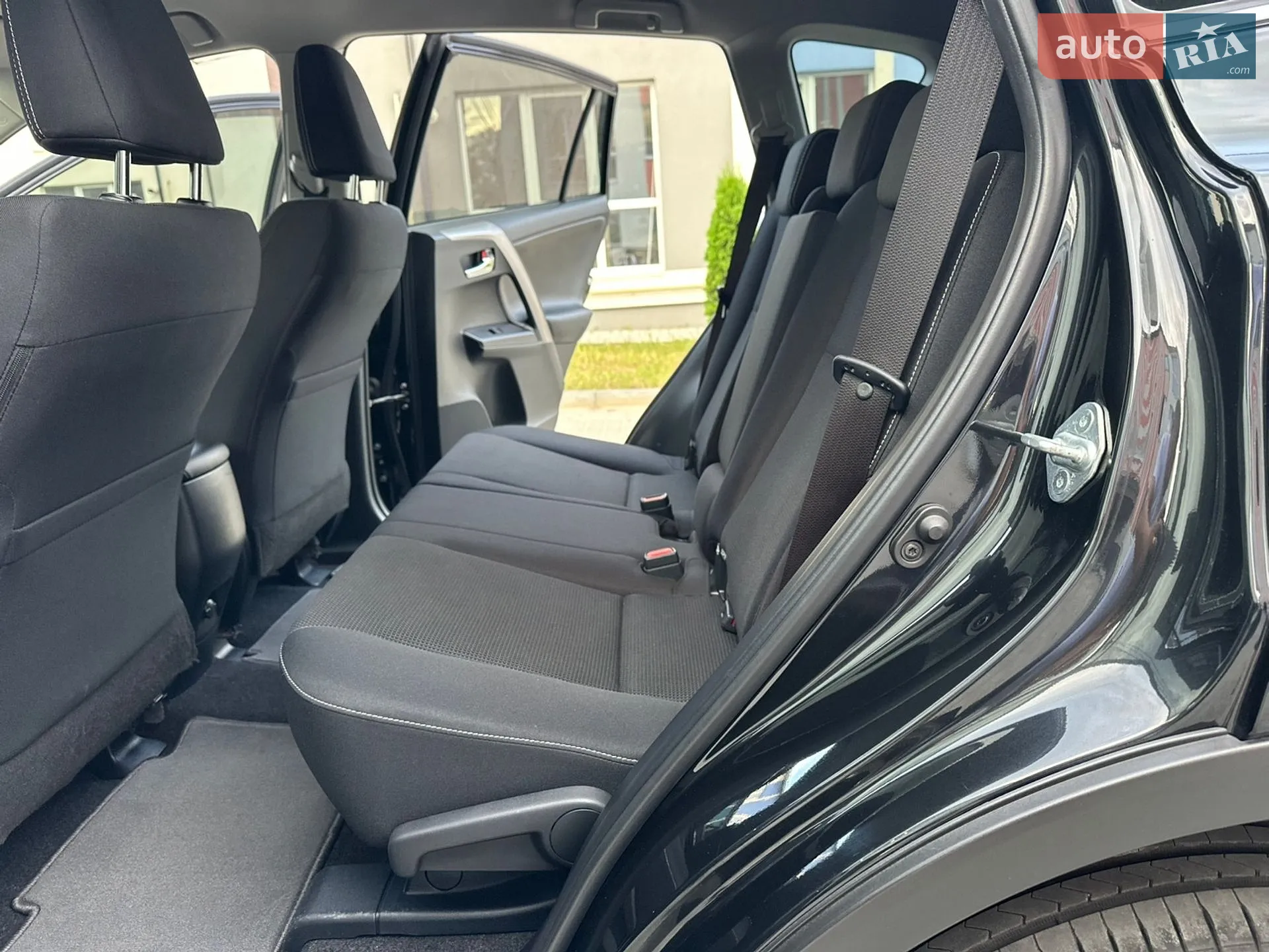 2017 Toyota RAV 4 - мініатюра 105