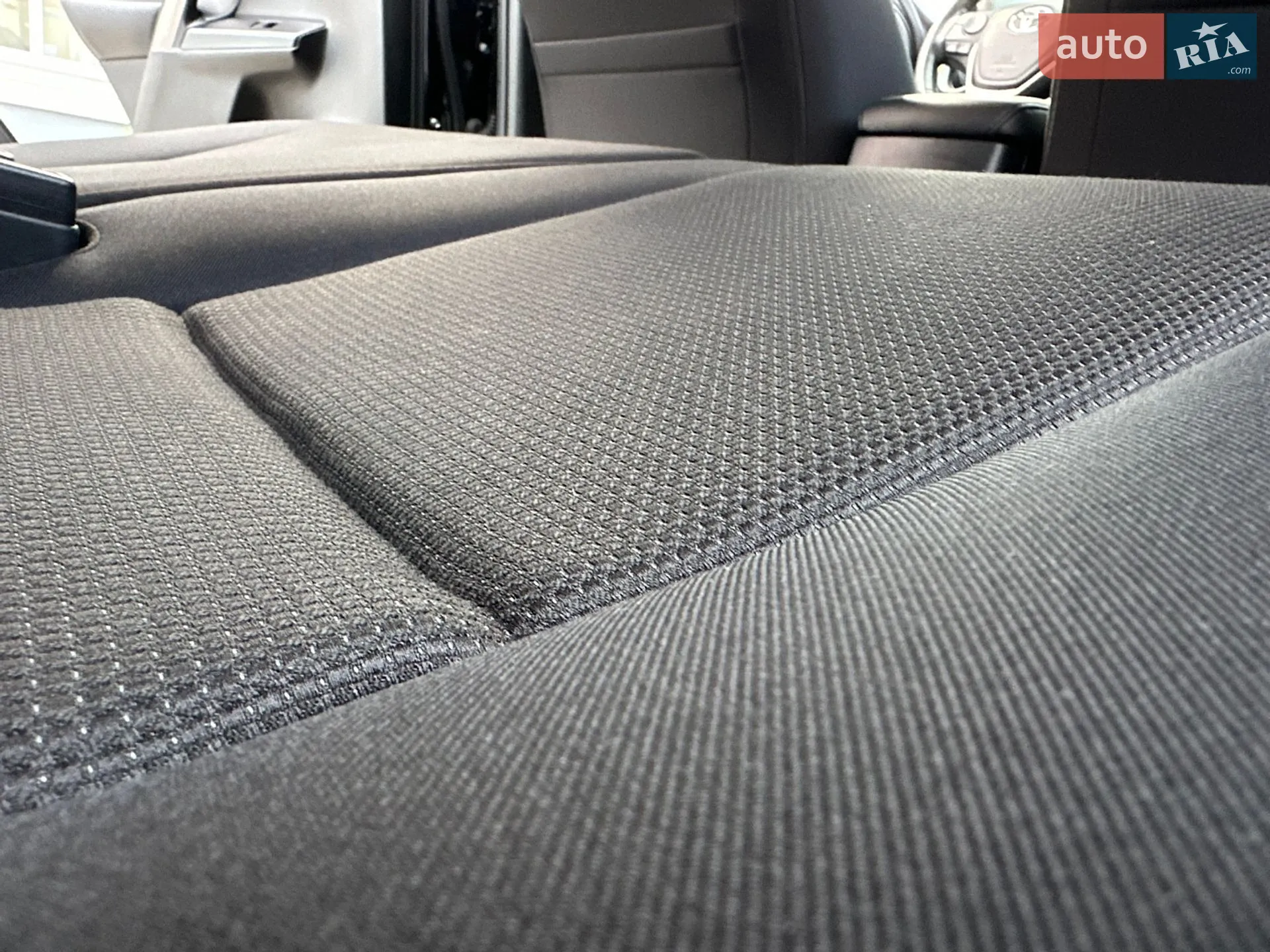 2017 Toyota RAV 4 - мініатюра 130