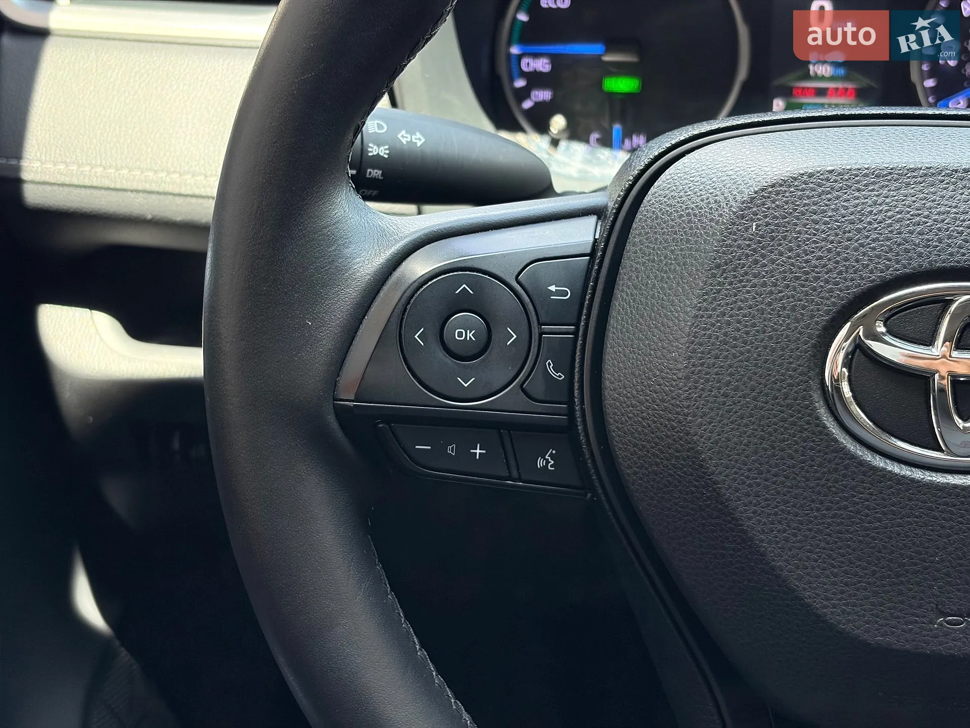 2019 Toyota RAV 4 - мініатюра 26