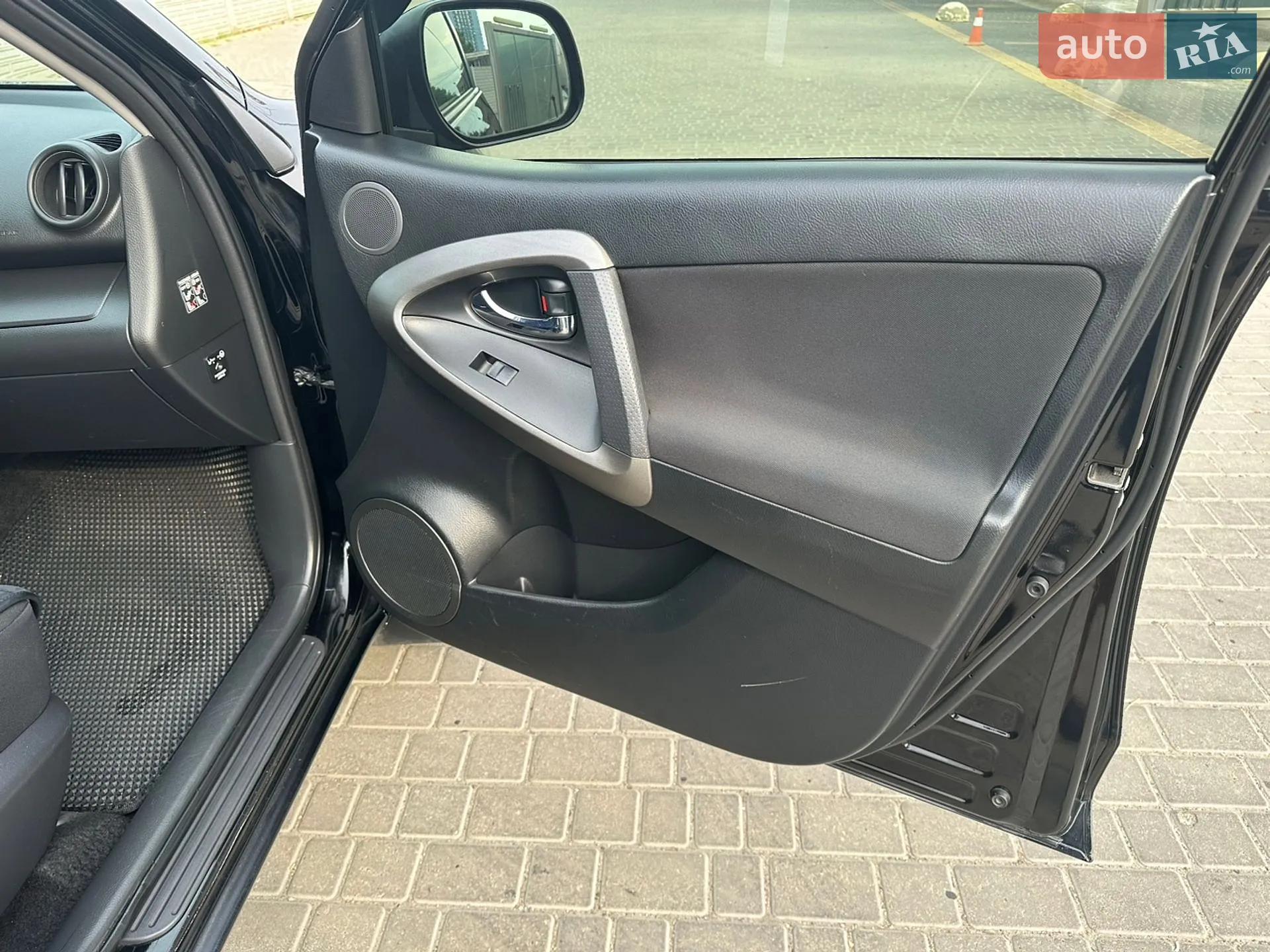 2011 Toyota RAV 4 - мініатюра 38