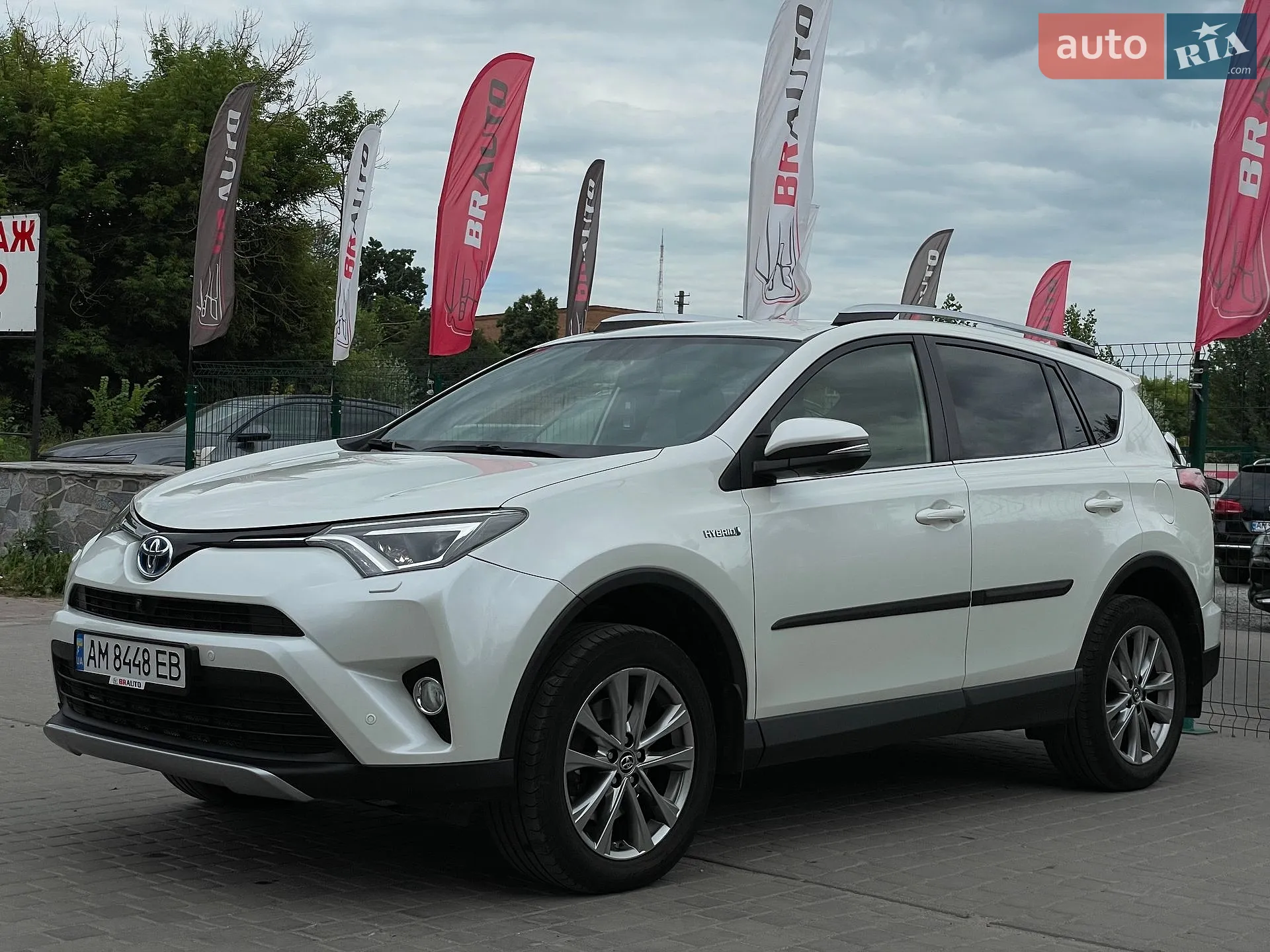 2016 Toyota RAV 4 - фото 1