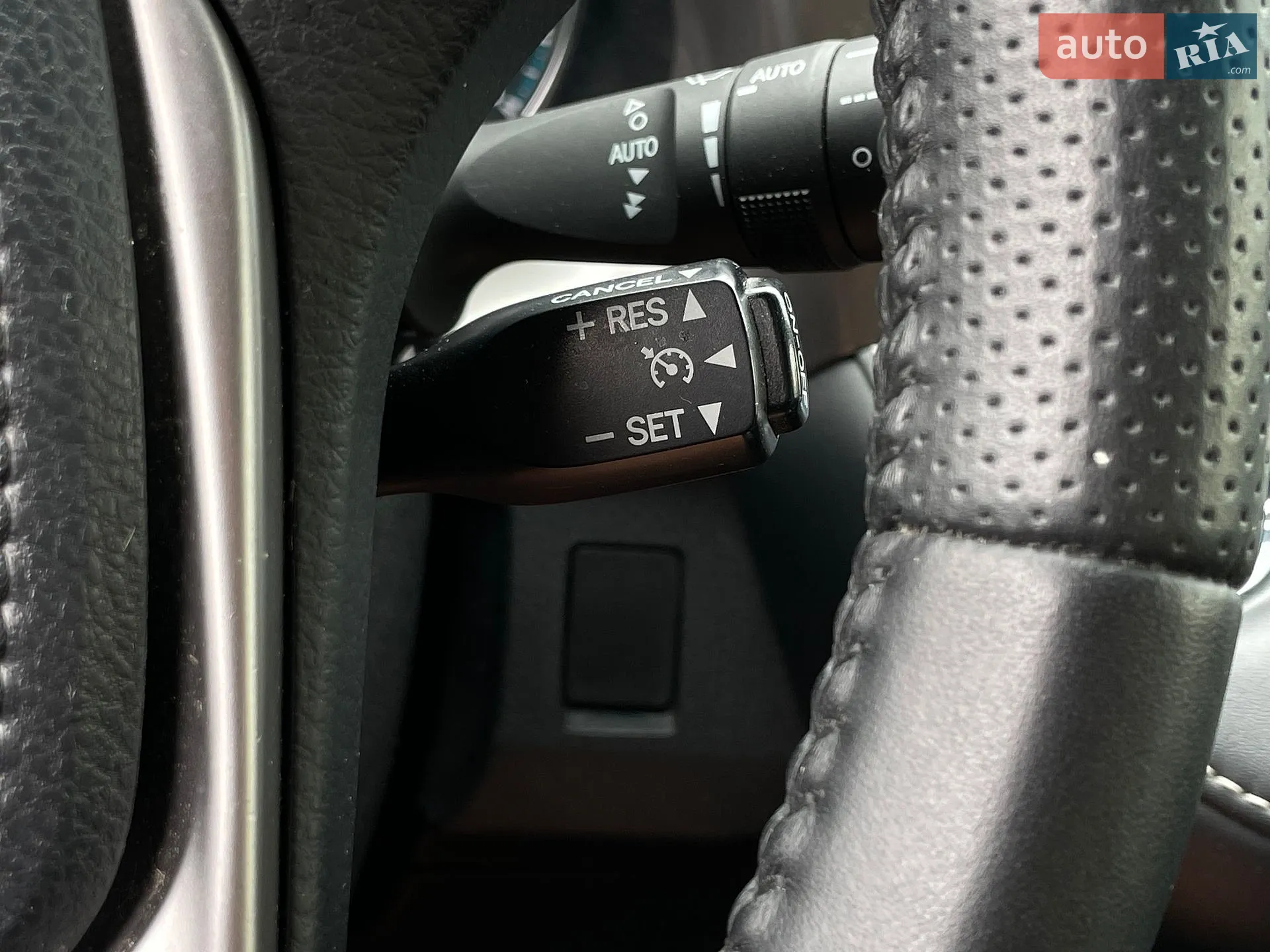 2016 Toyota RAV 4 - мініатюра 46